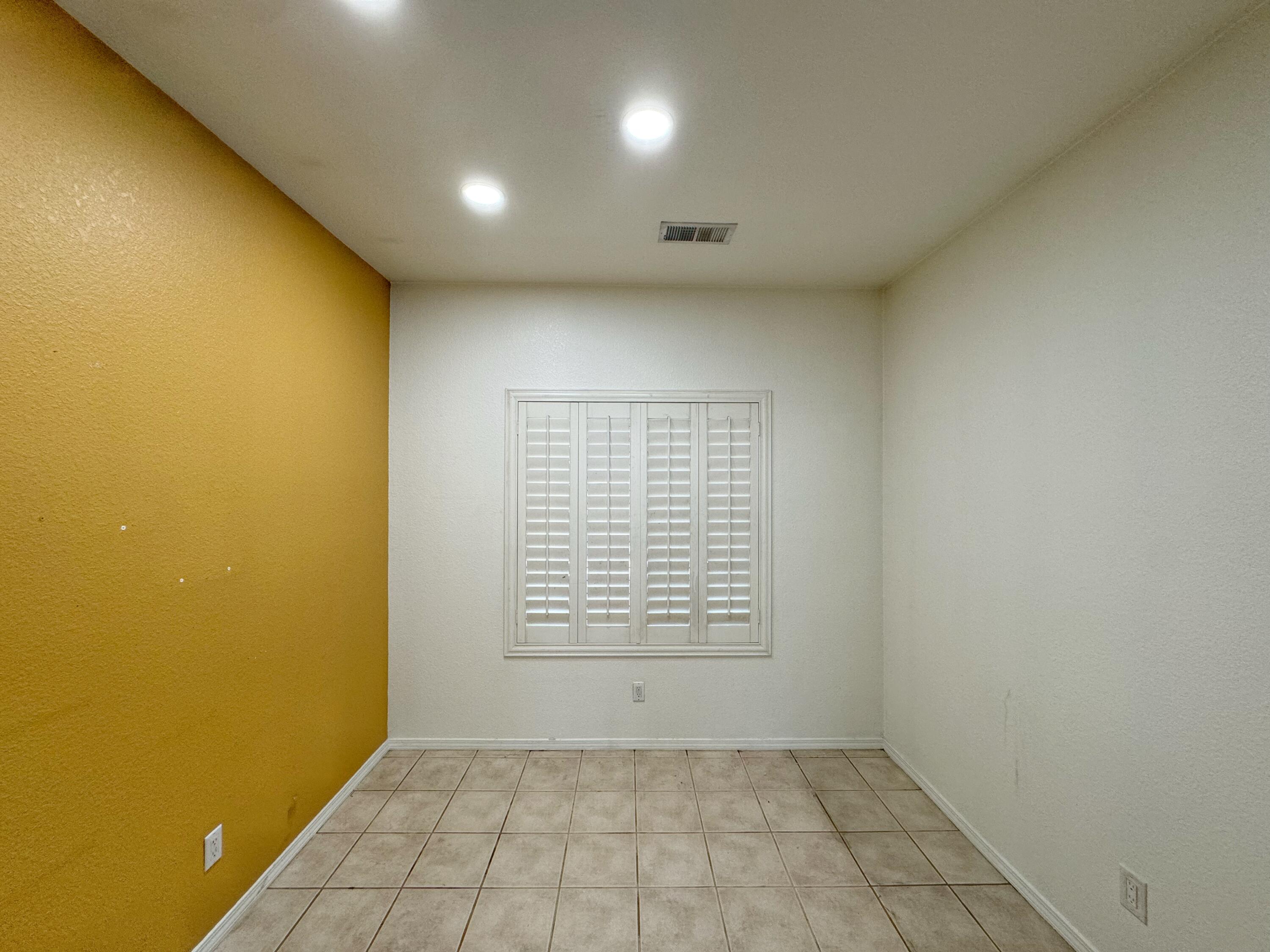 Photo 20 — 7424 Desert Eagle Road NE