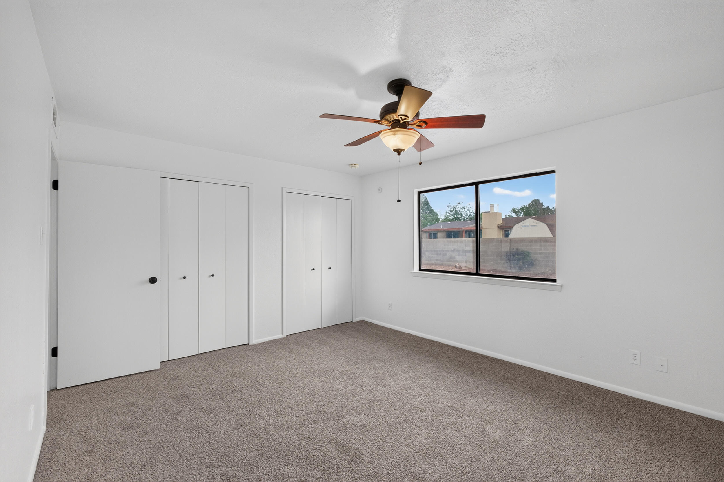 Photo 18 — 4917 Chisholm Trail NW