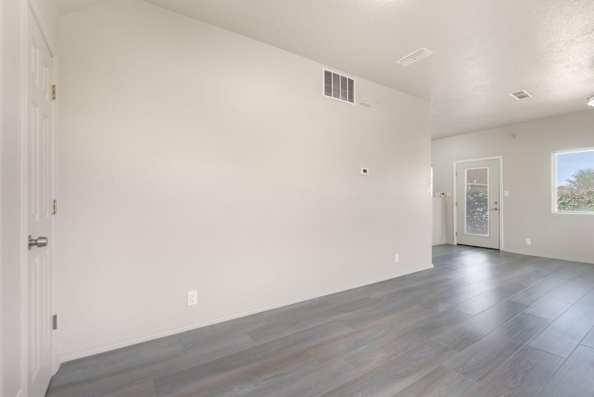 Photo 10 — 1535 Ocean Breeze Drive NE