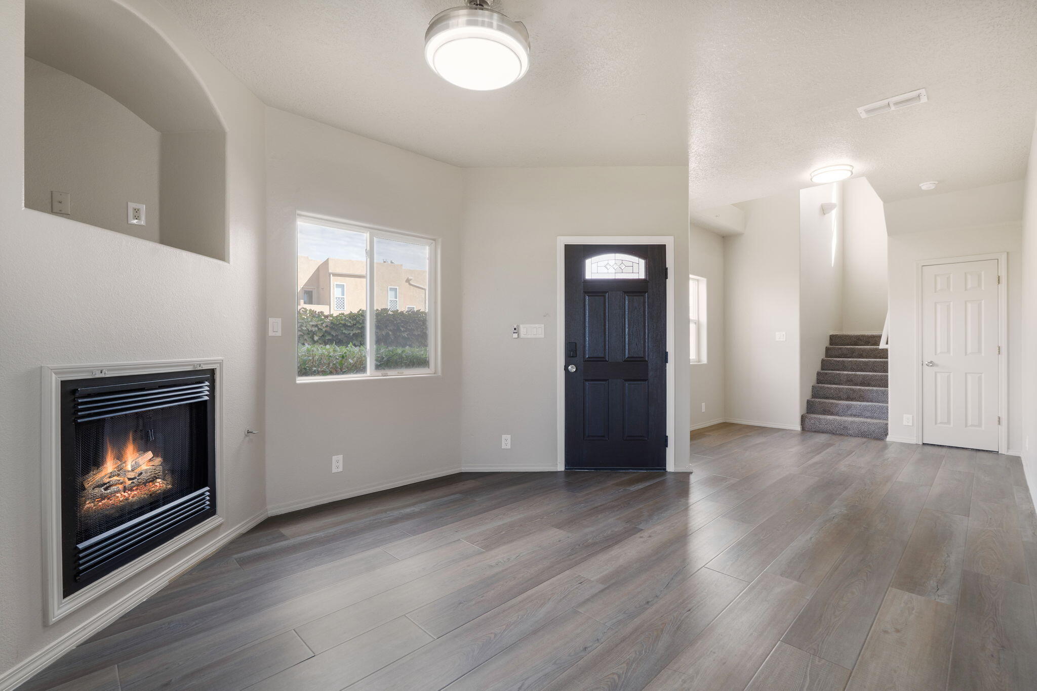 Photo 7 — 1535 Ocean Breeze Drive NE