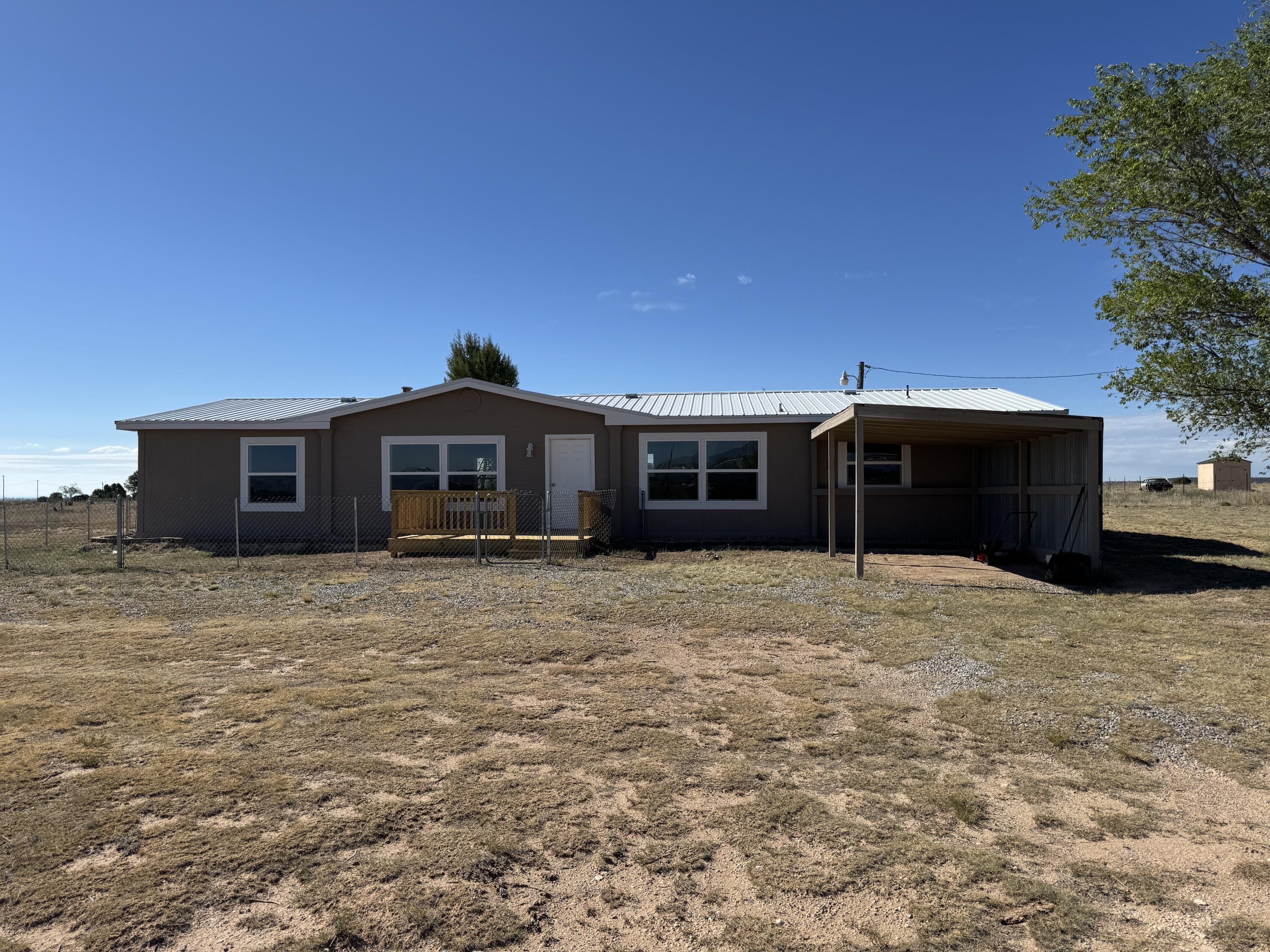 21 Chavez Road, Moriarty, NM 87035