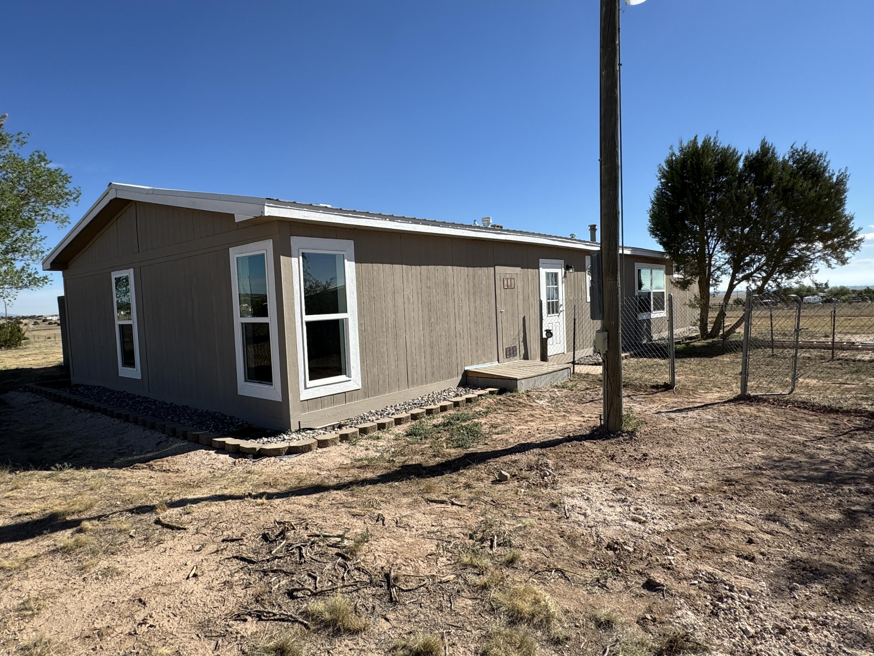 Photo 2 — 21 Chavez Road