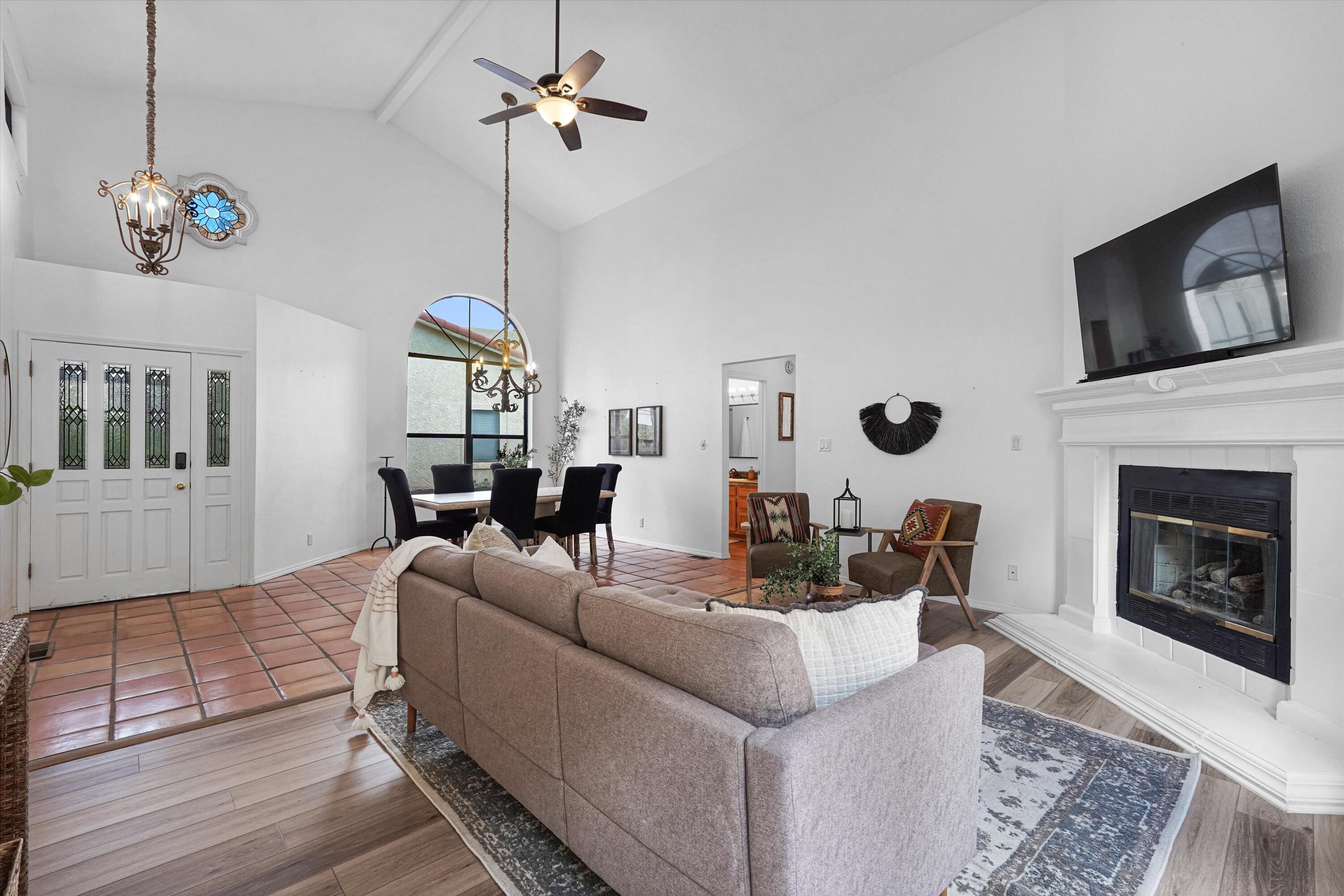 Photo 18 — 6213 Academy Ridge Court NE
