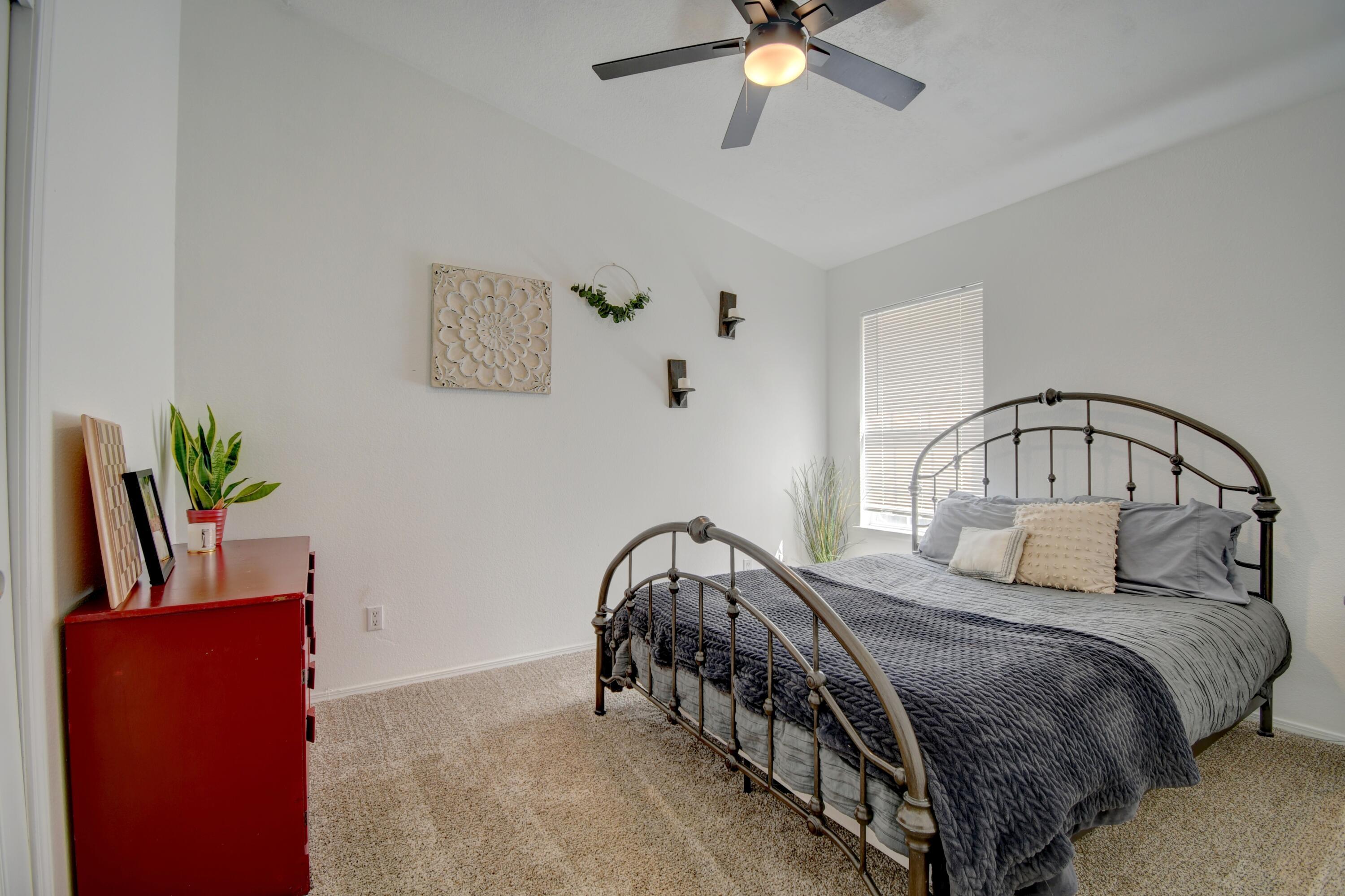 Photo 11 — 7115 Porlamar Road NW