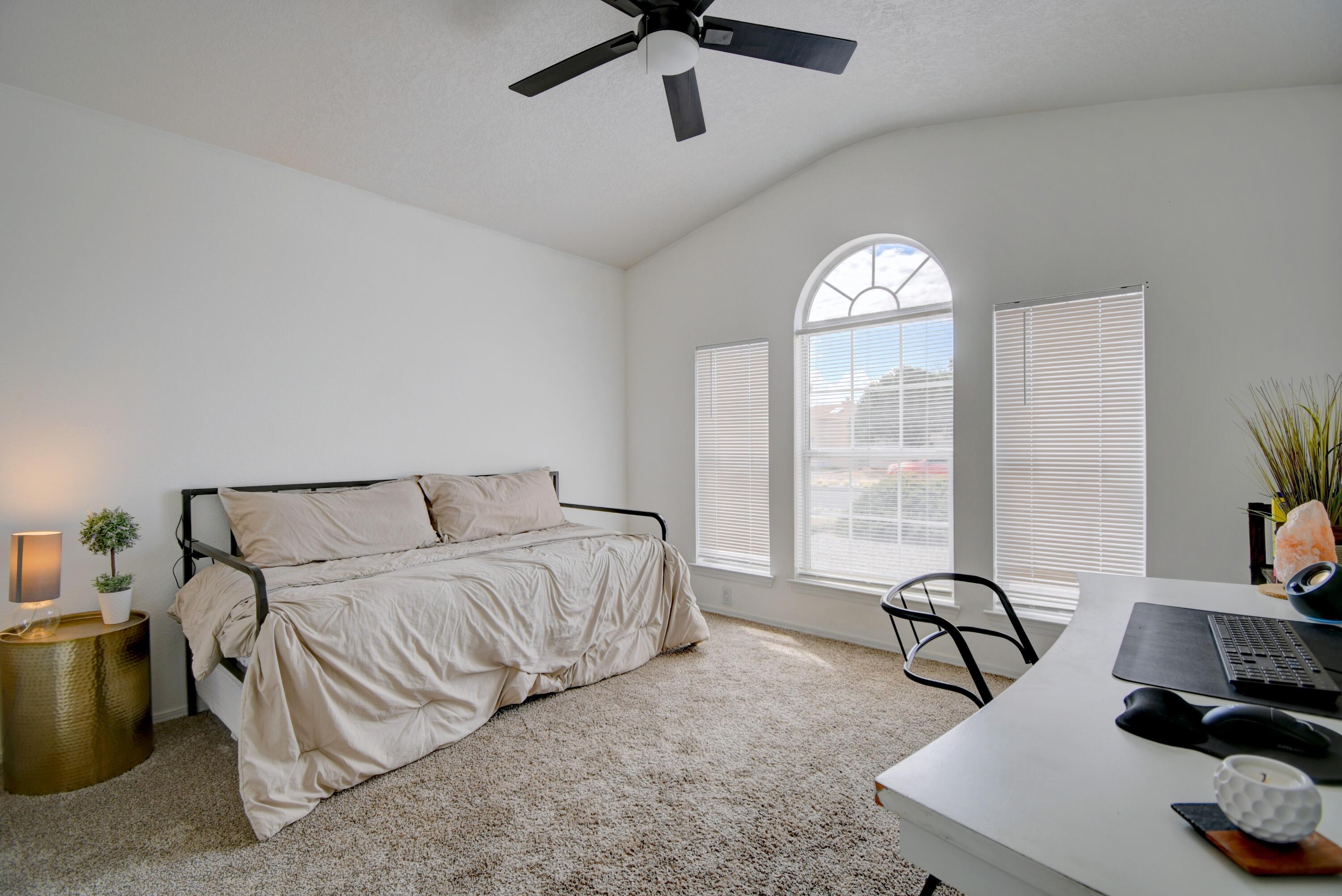 Photo 13 — 7115 Porlamar Road NW