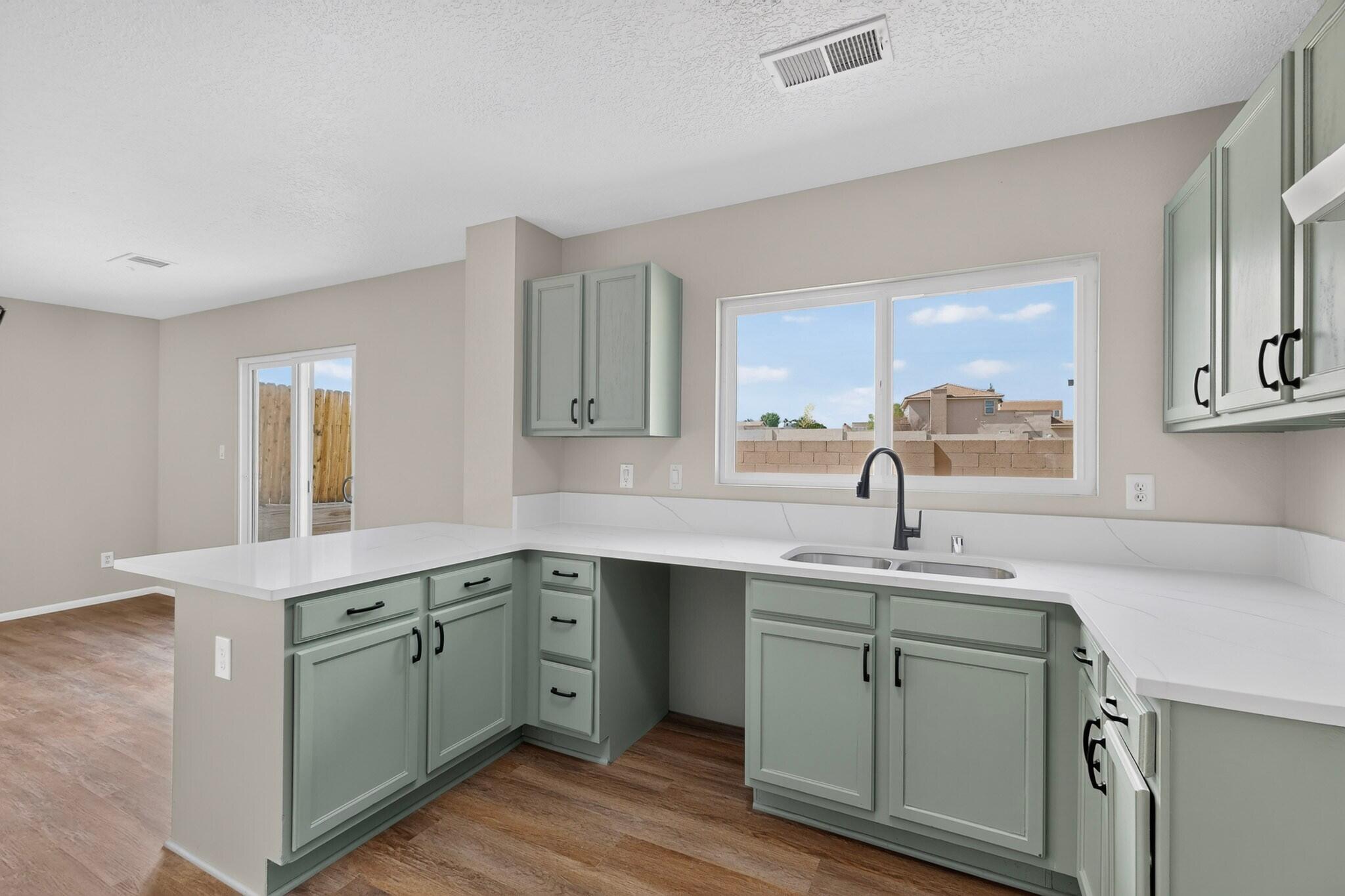 Photo 7 — 7315 Embarcadera Drive SW