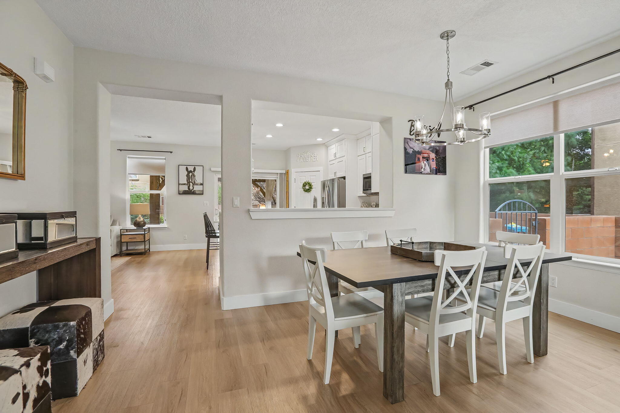 Photo 11 — 22 Monte Vista Drive NE