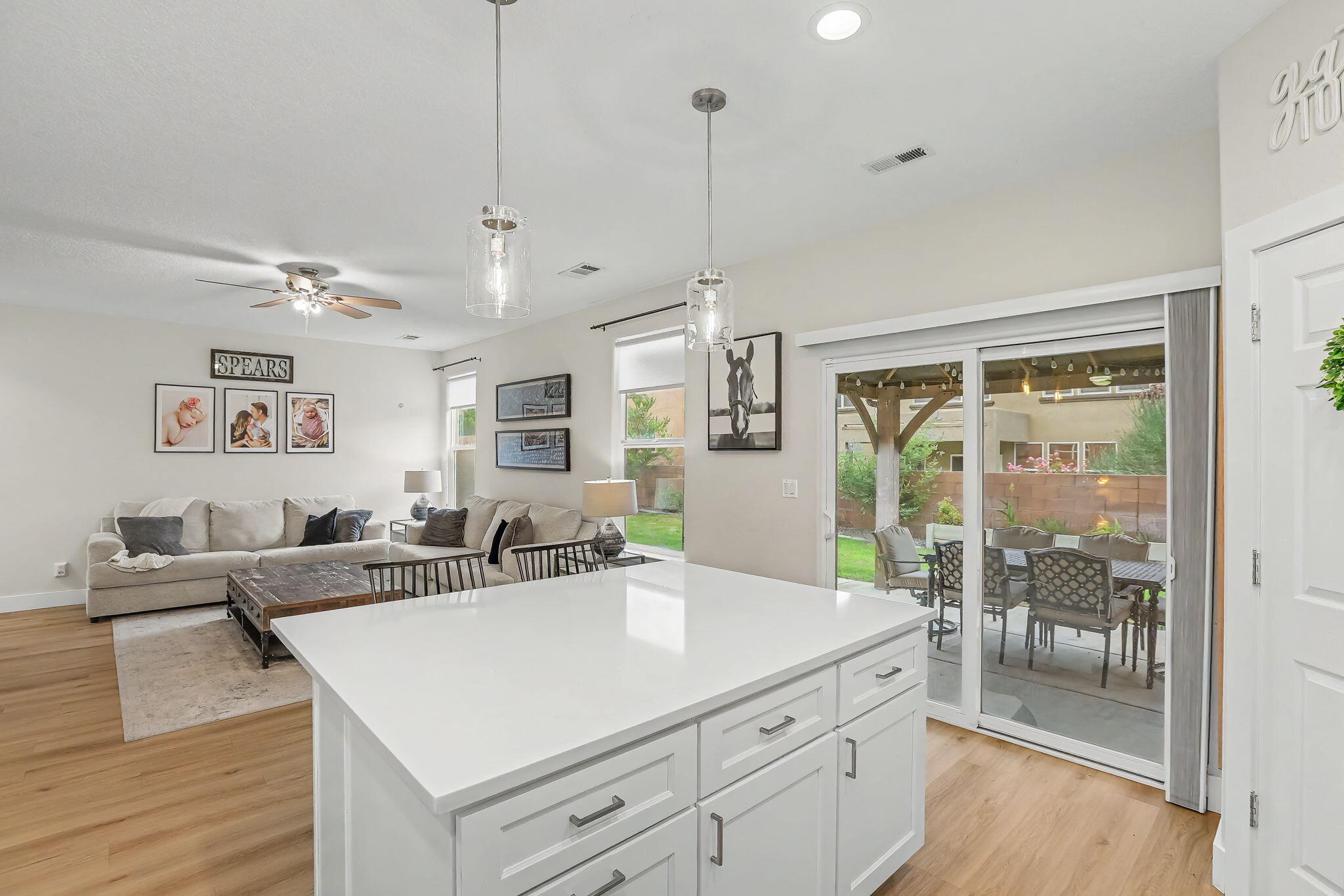 Photo 14 — 22 Monte Vista Drive NE