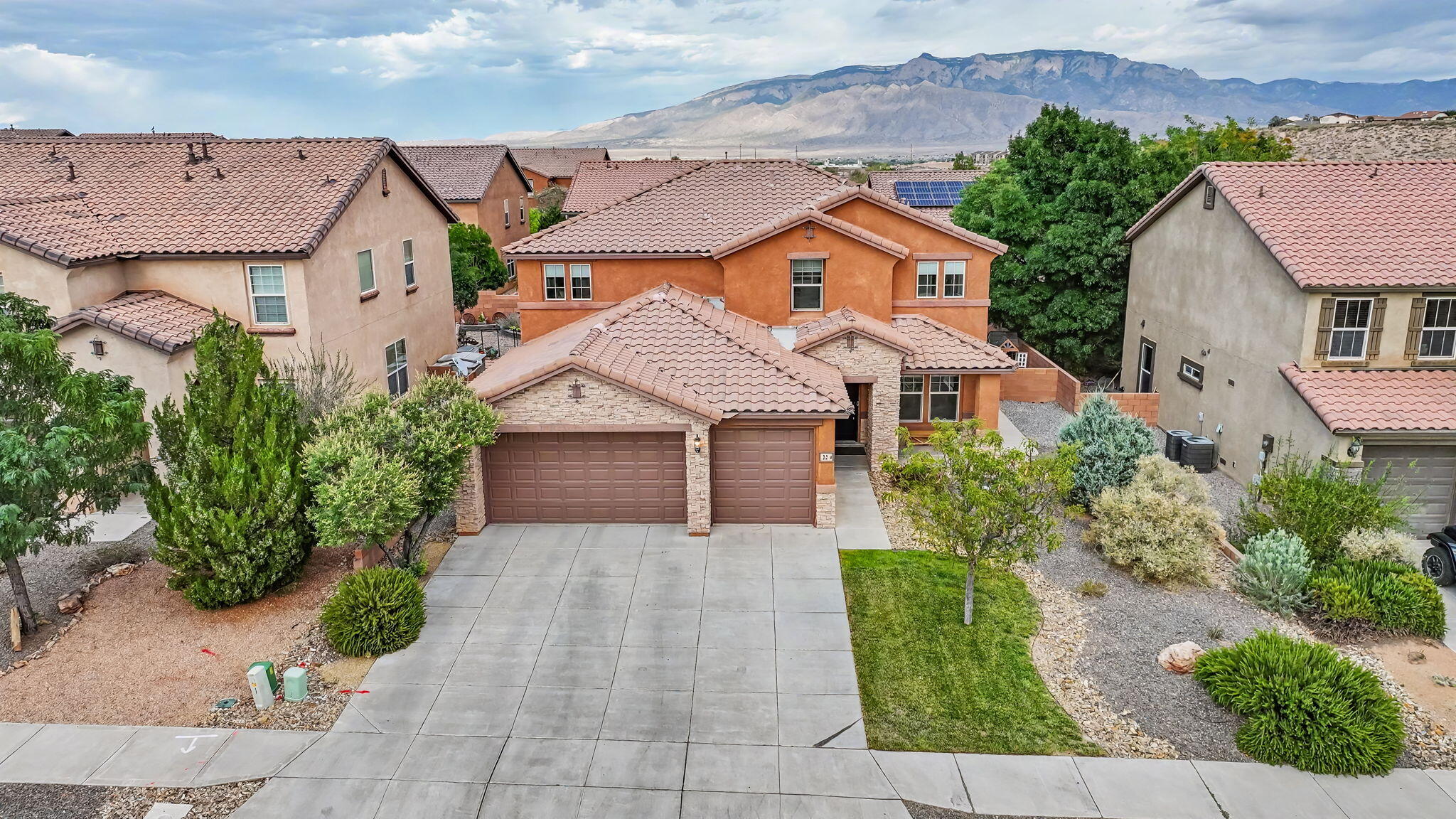 Photo 20 — 22 Monte Vista Drive NE