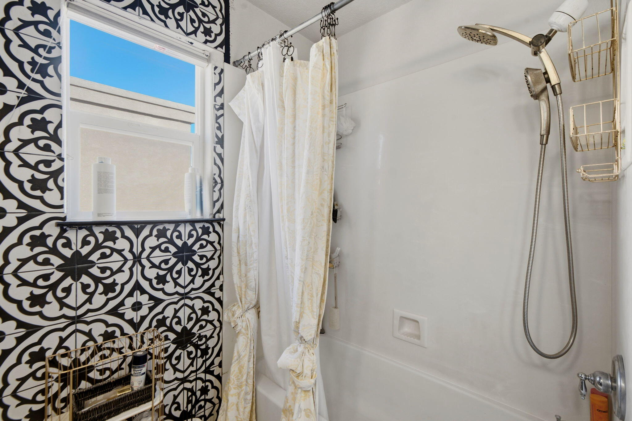 Photo 12 — 3336 Lockerbie Drive SE