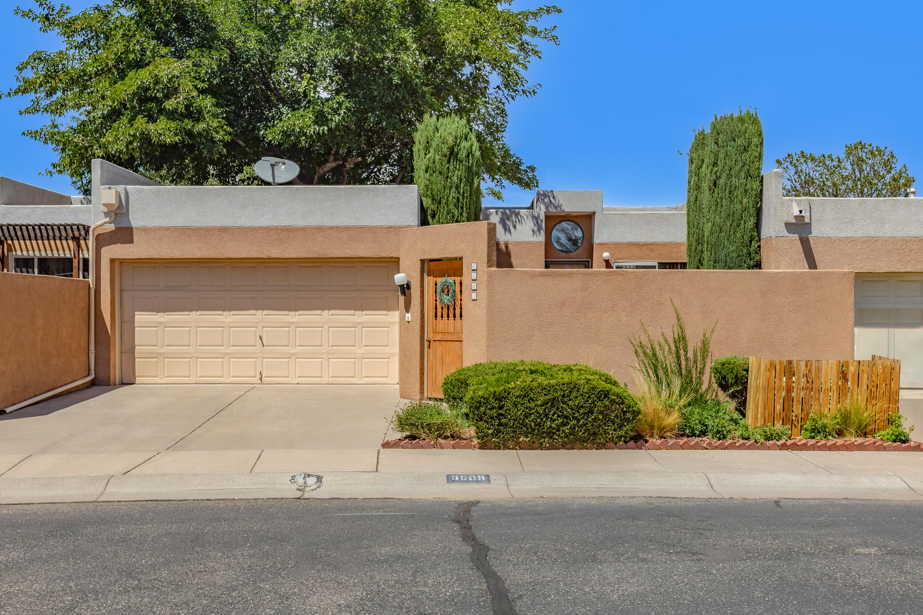 6609 San Blas Place NW, Albuquerque, NM 87120