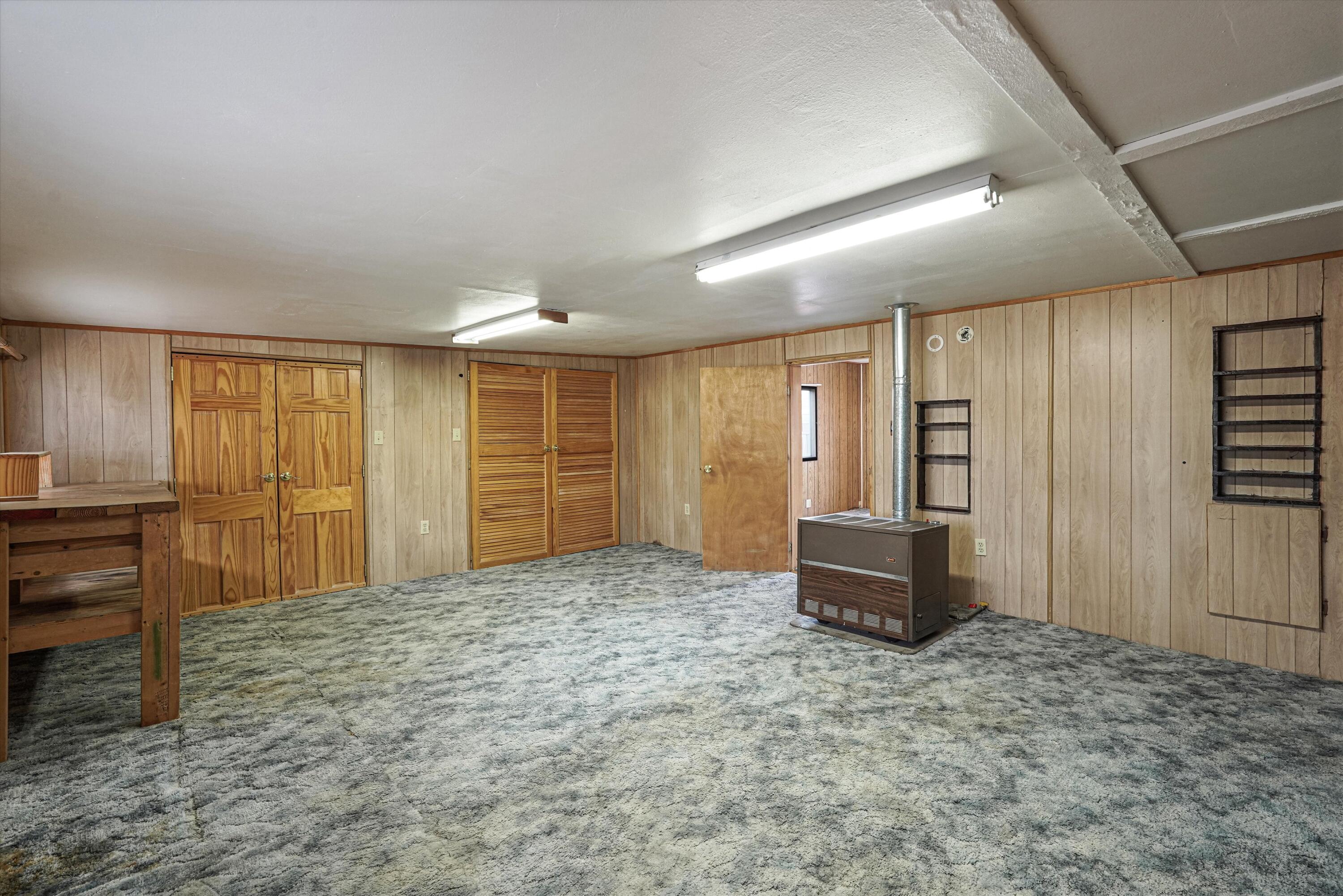 Photo 15 — 712 Laurie Lee Court