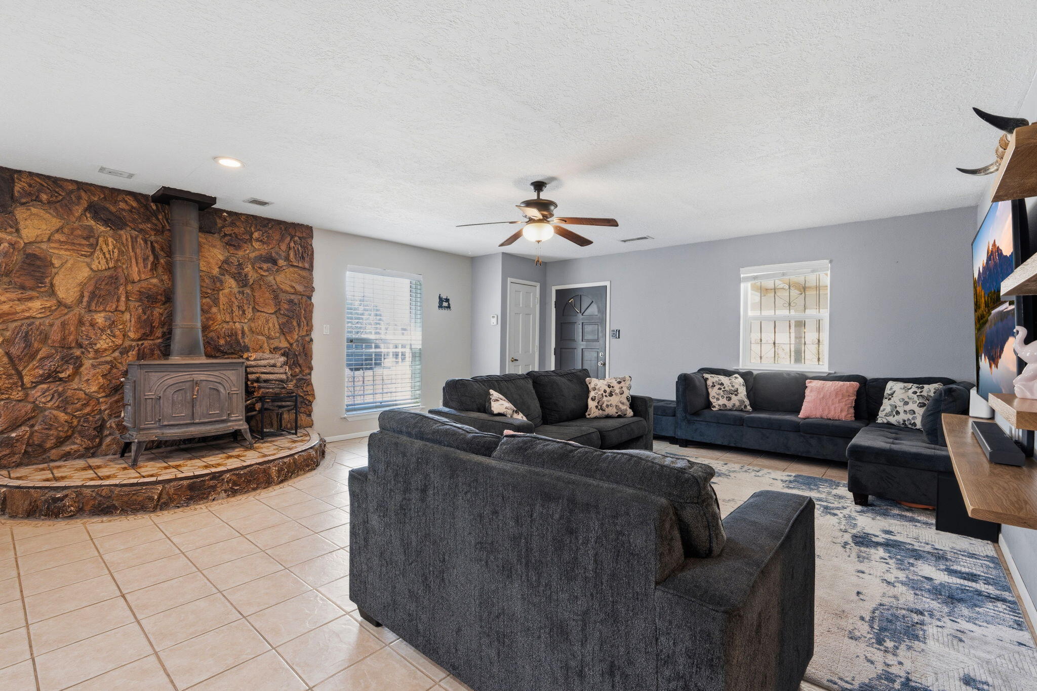 Photo 10 — 5607 Alta Vista Court SW