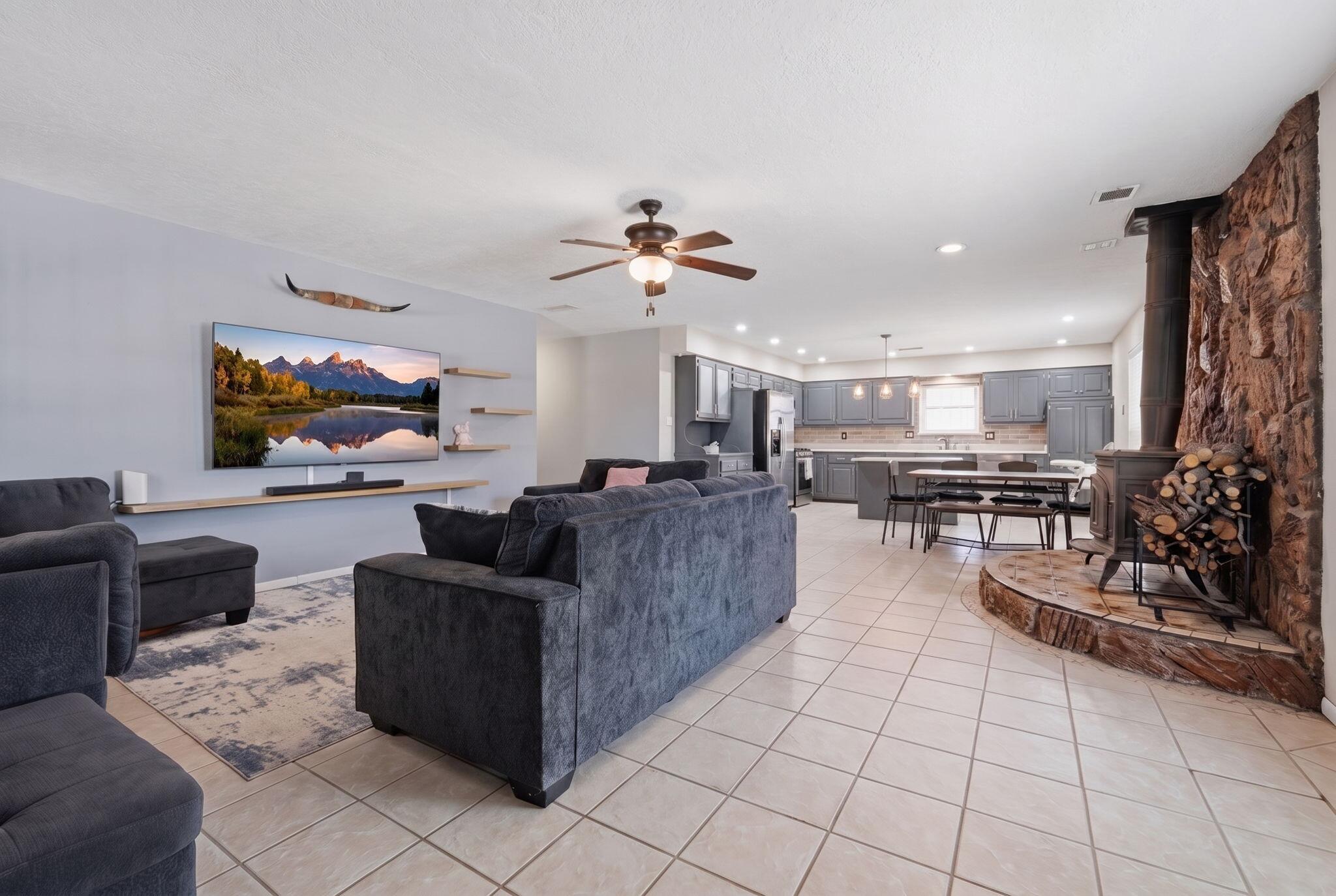 Photo 13 — 5607 Alta Vista Court SW