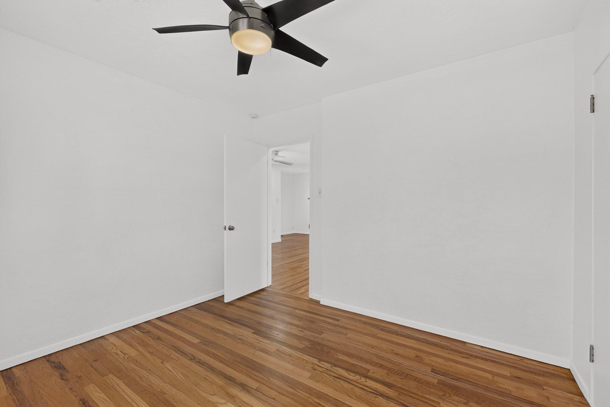 Photo 5 — 206 Wayne Road NW