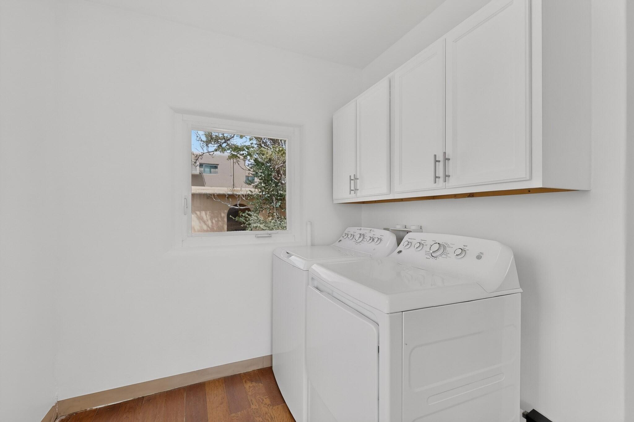 Photo 7 — 206 Wayne Road NW
