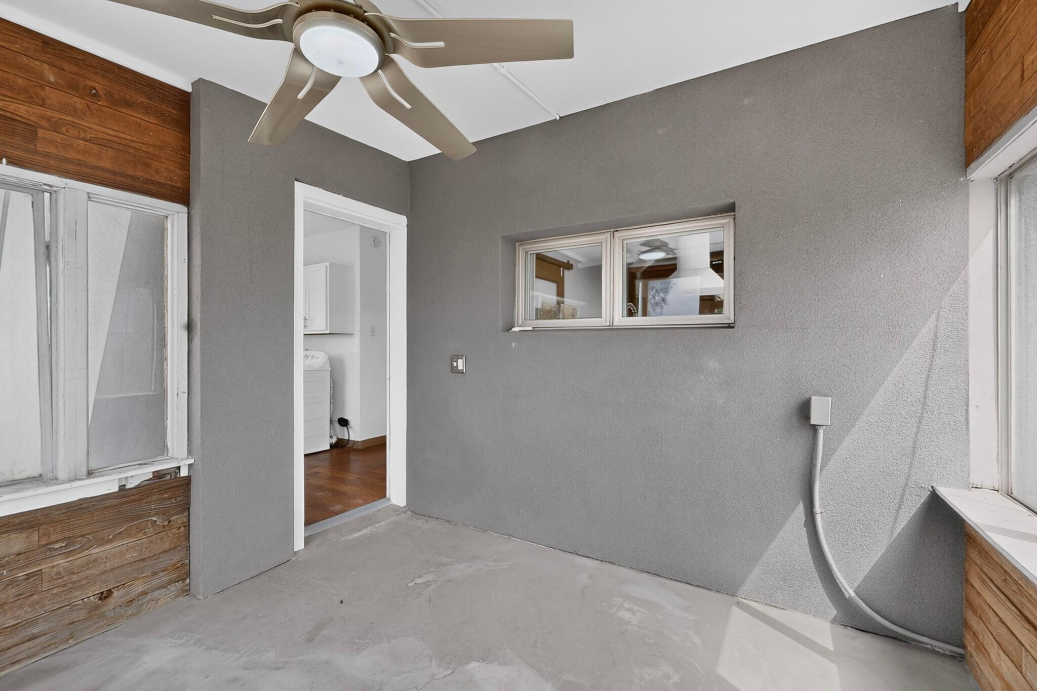 Photo 8 — 206 Wayne Road NW