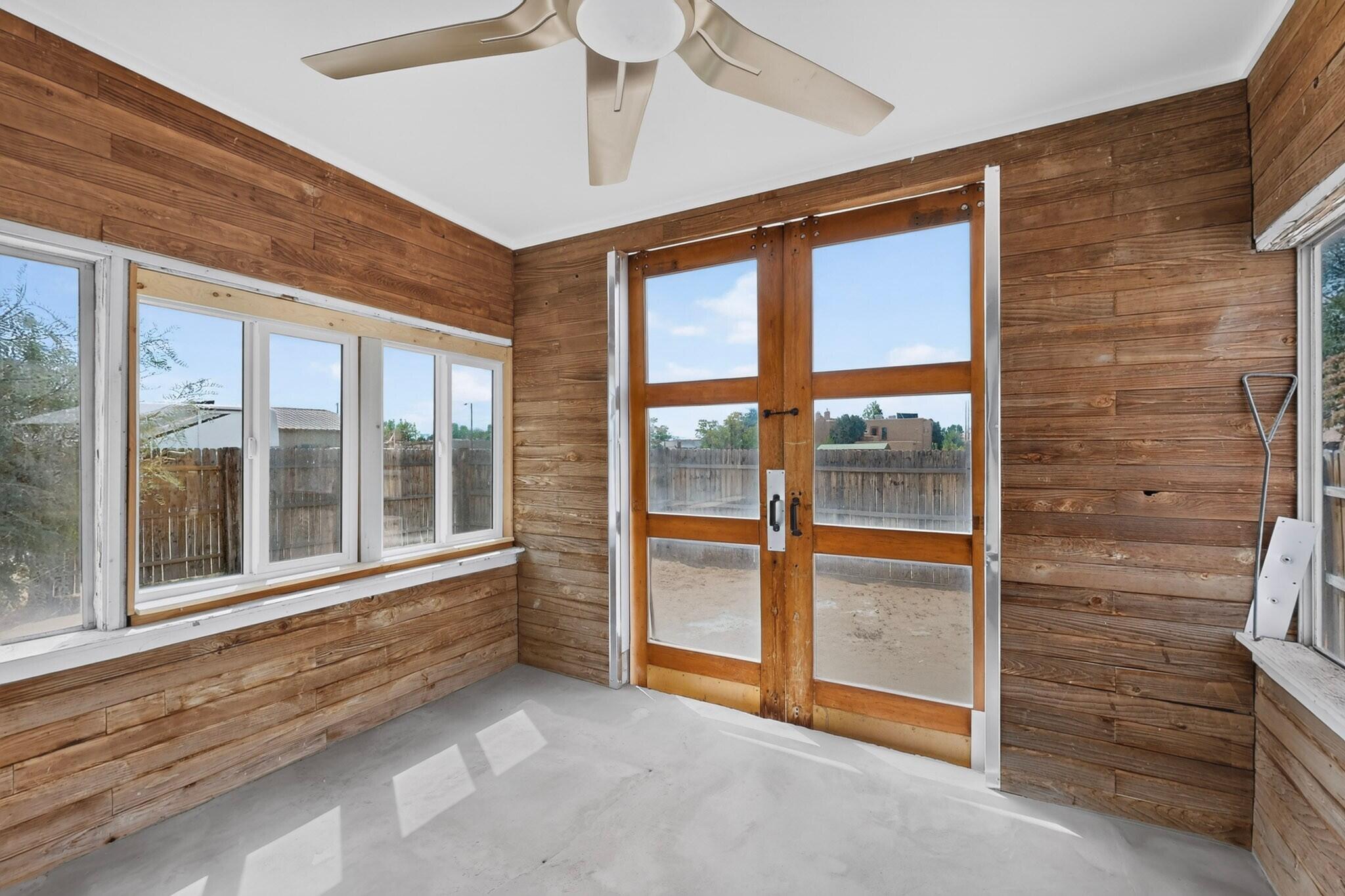 Photo 9 — 206 Wayne Road NW