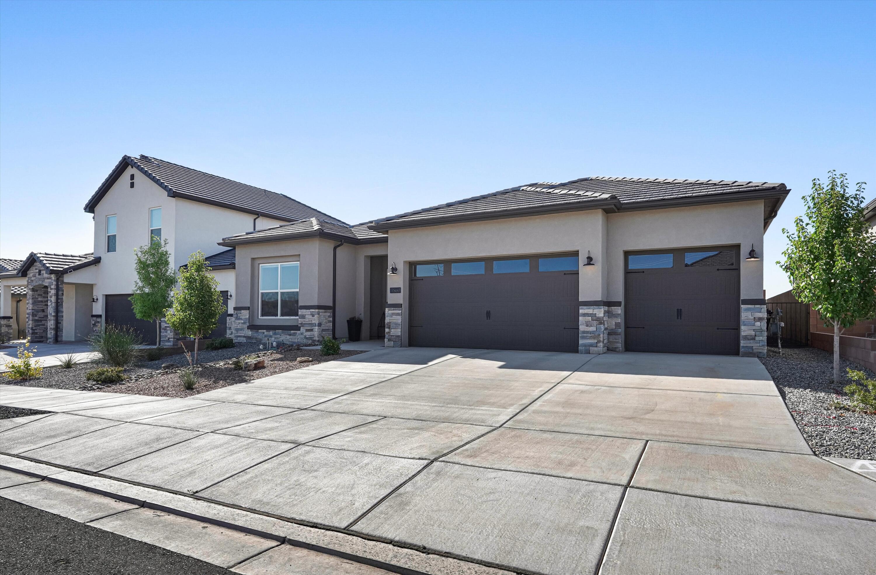 3860 Kodiak Road NE, Rio Rancho, NM 87144