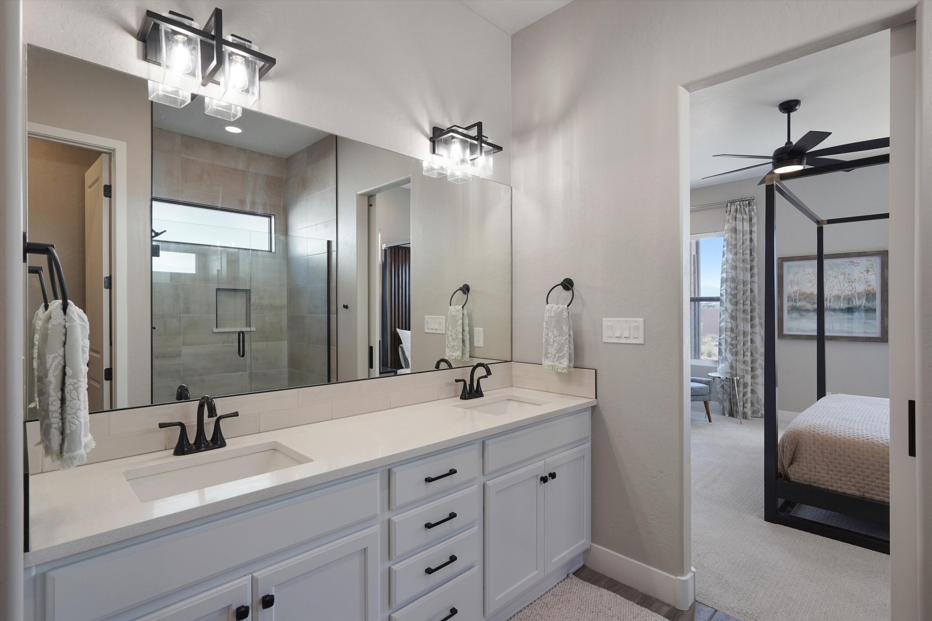 Photo 20 — 3860 Kodiak Road NE