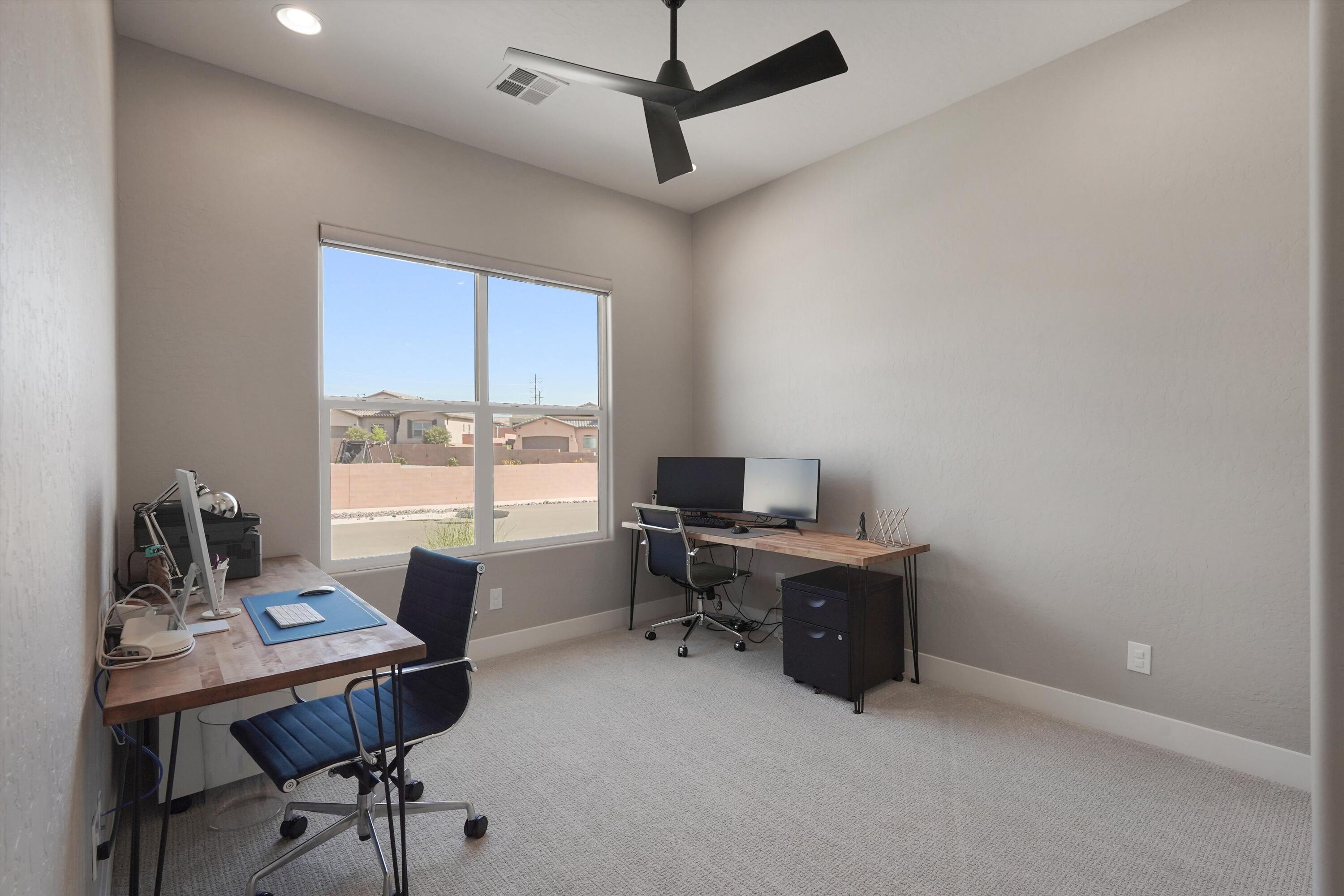 Photo 13 — 3860 Kodiak Road NE