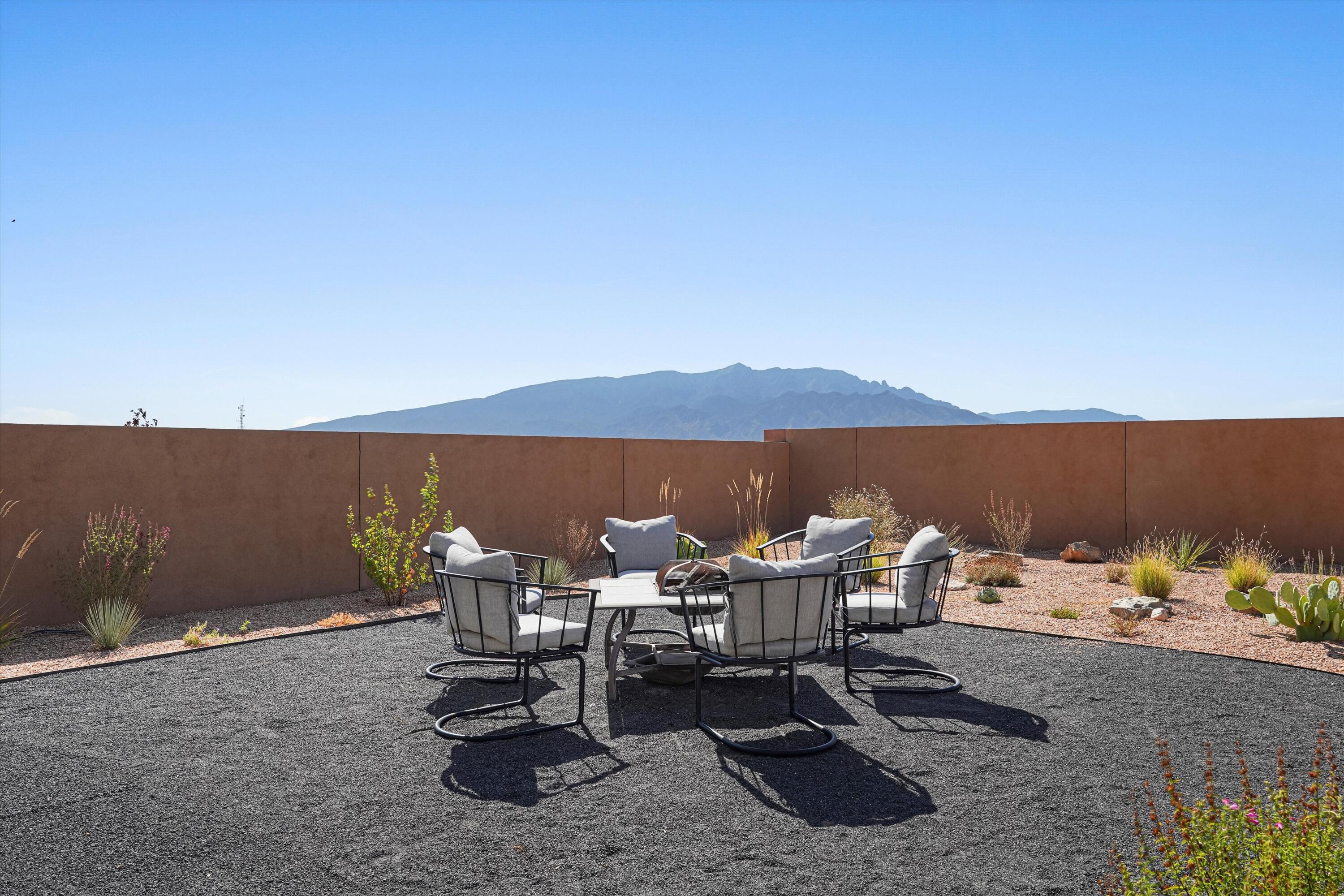 Photo 3 — 3860 Kodiak Road NE