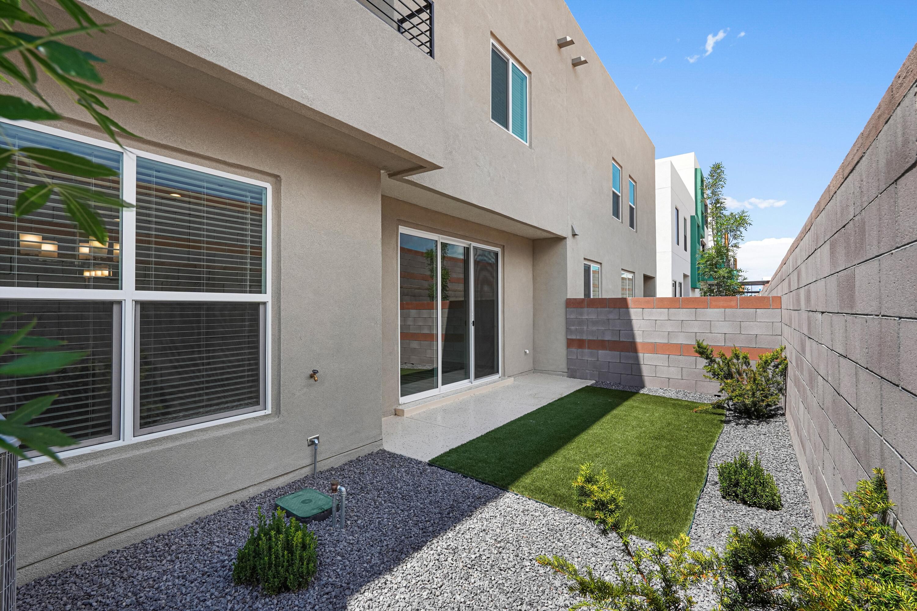 Photo 4 — 4320 Wymont Circle NE