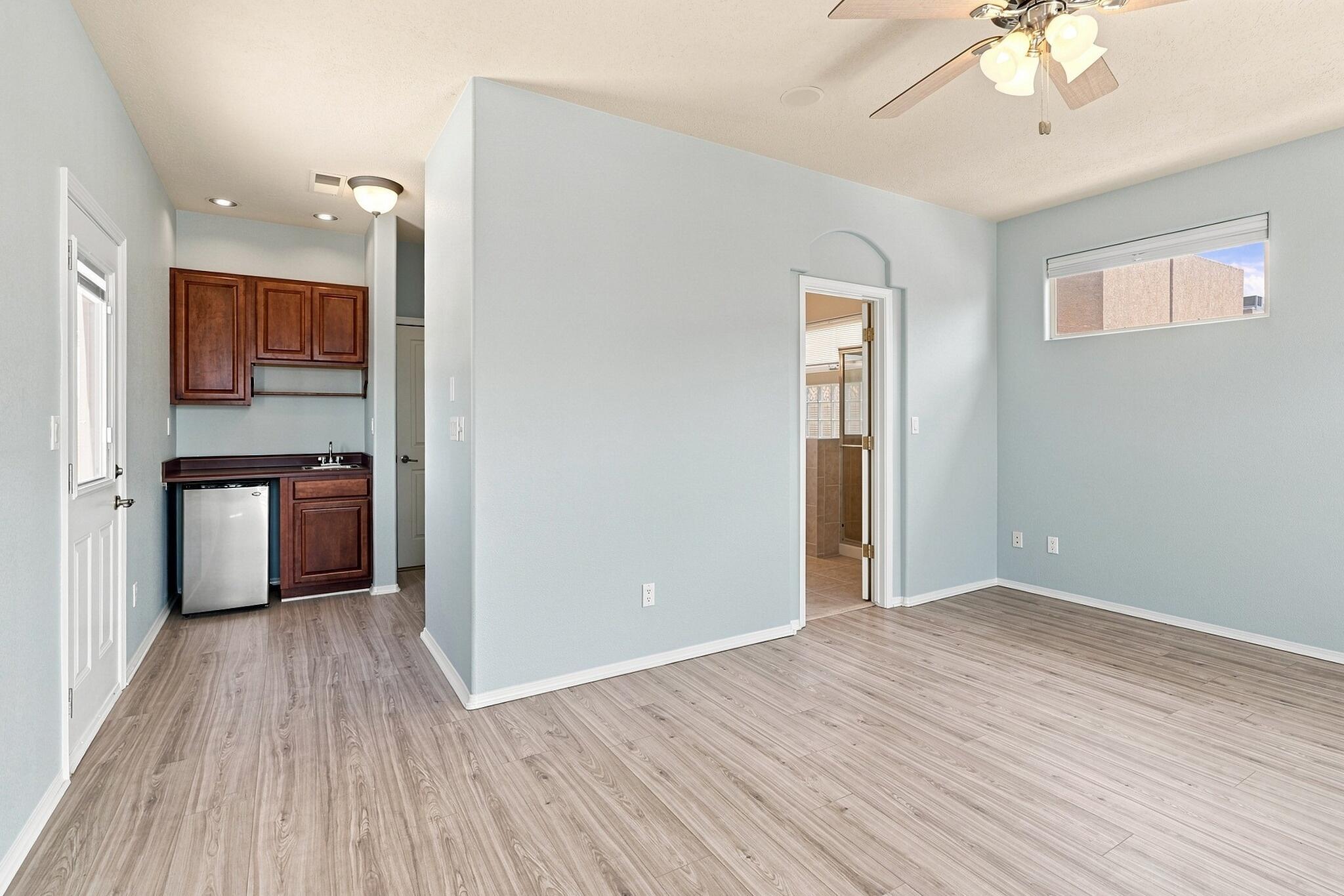 Photo 16 — 13201 Sentinal Court NE