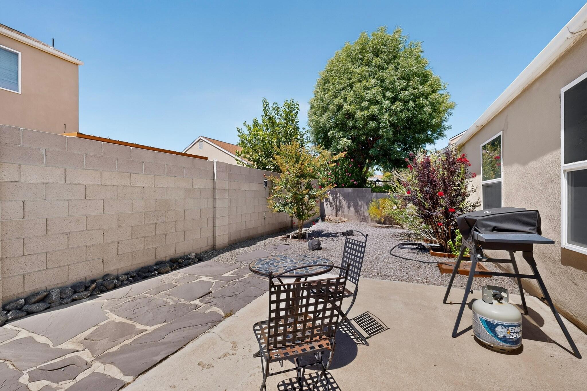 Photo 9 — 10701 Stanley Drive NW