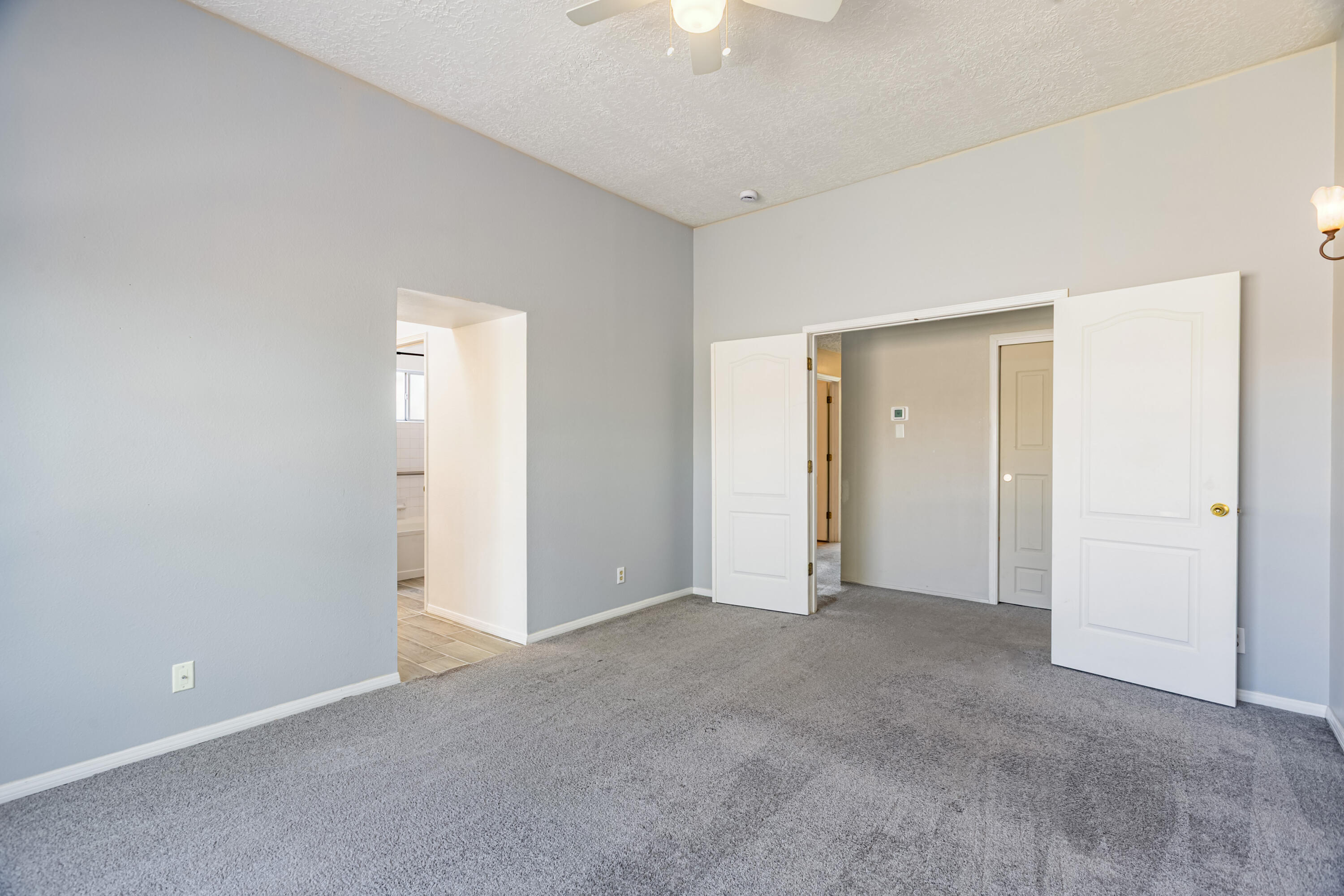 Photo 13 — 2405 Agua Fria Drive NE