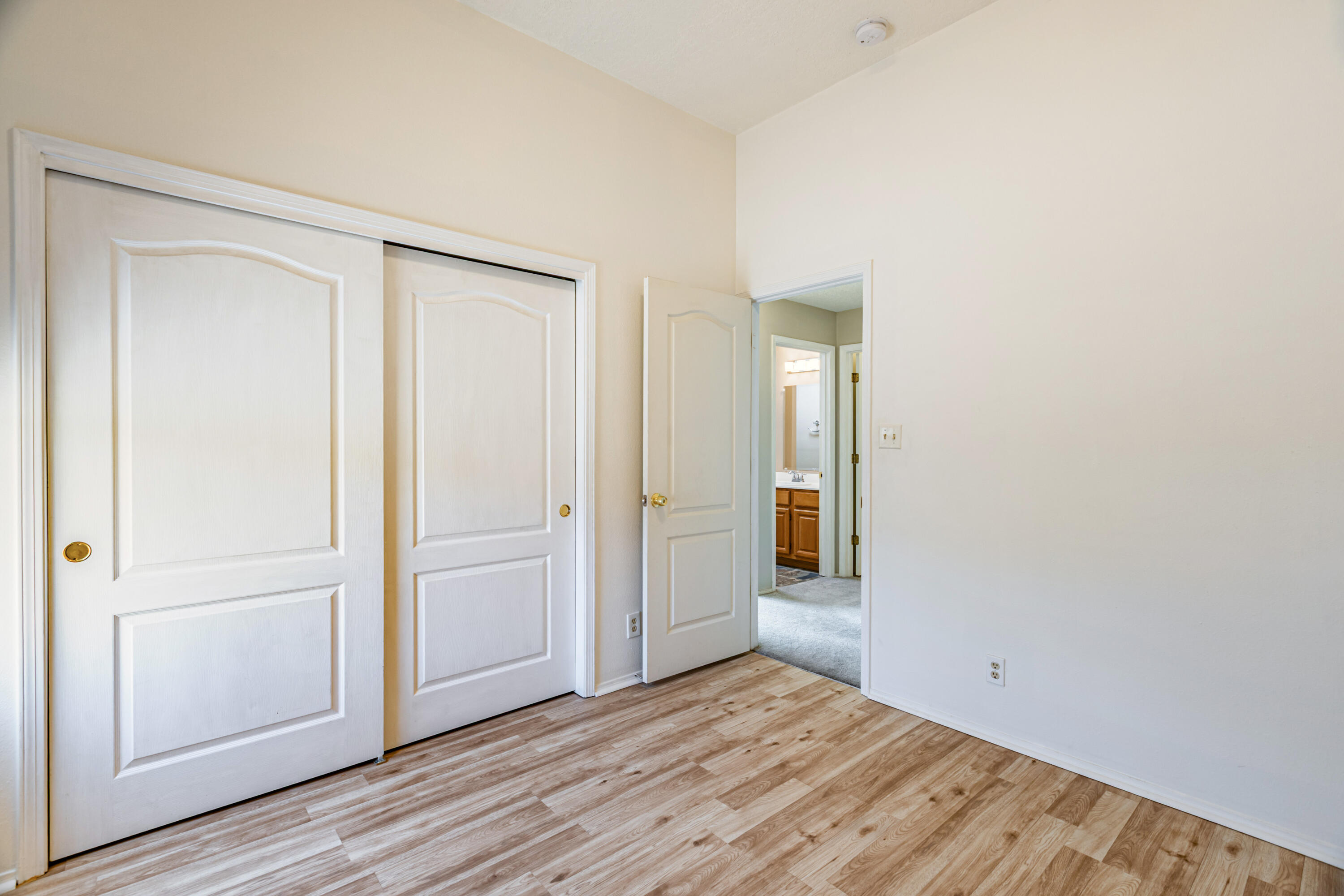 Photo 2 — 2405 Agua Fria Drive NE