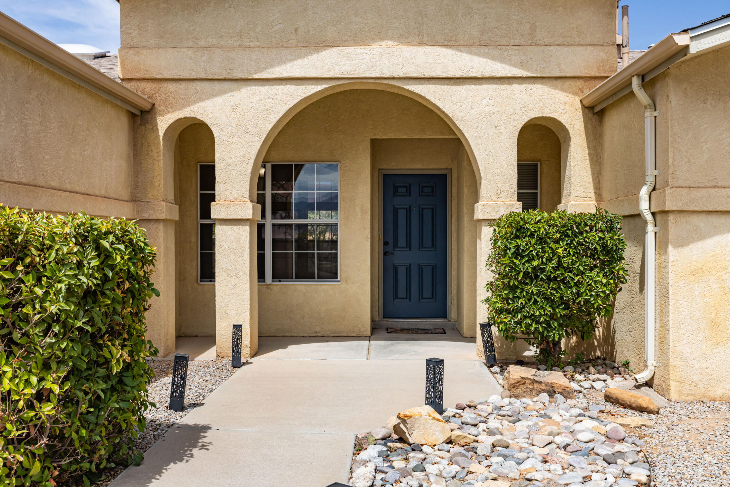 Photo 17 — 2405 Agua Fria Drive NE