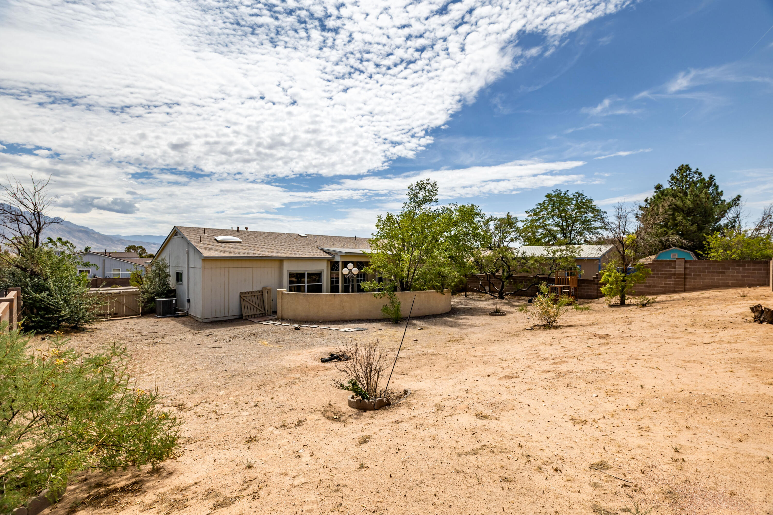 Photo 8 — 2405 Agua Fria Drive NE