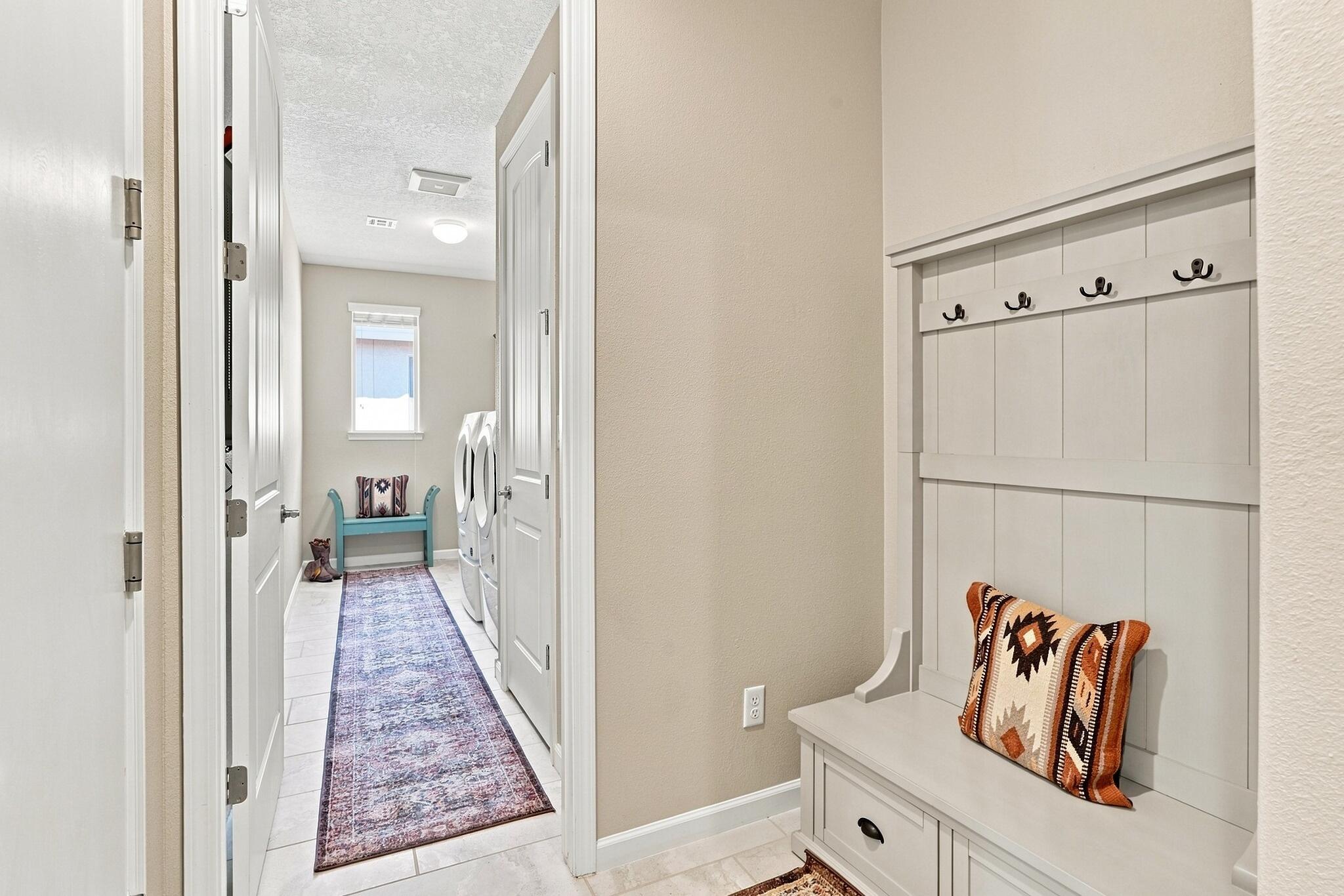 Photo 14 — 6112 Motherwell Drive SE