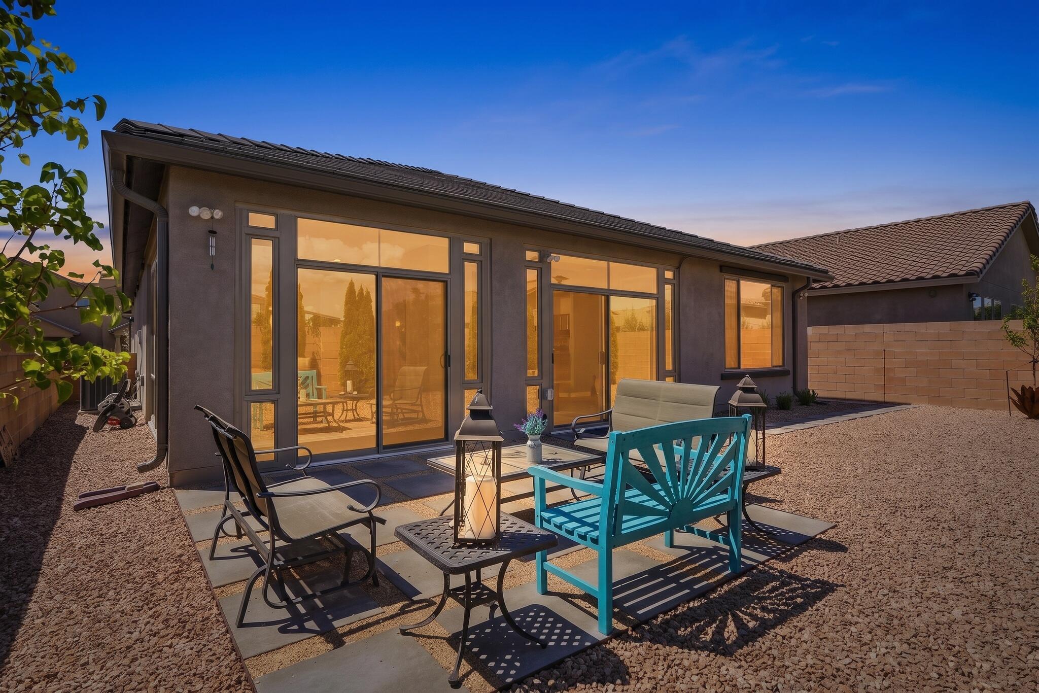 Photo 6 — 6112 Motherwell Drive SE
