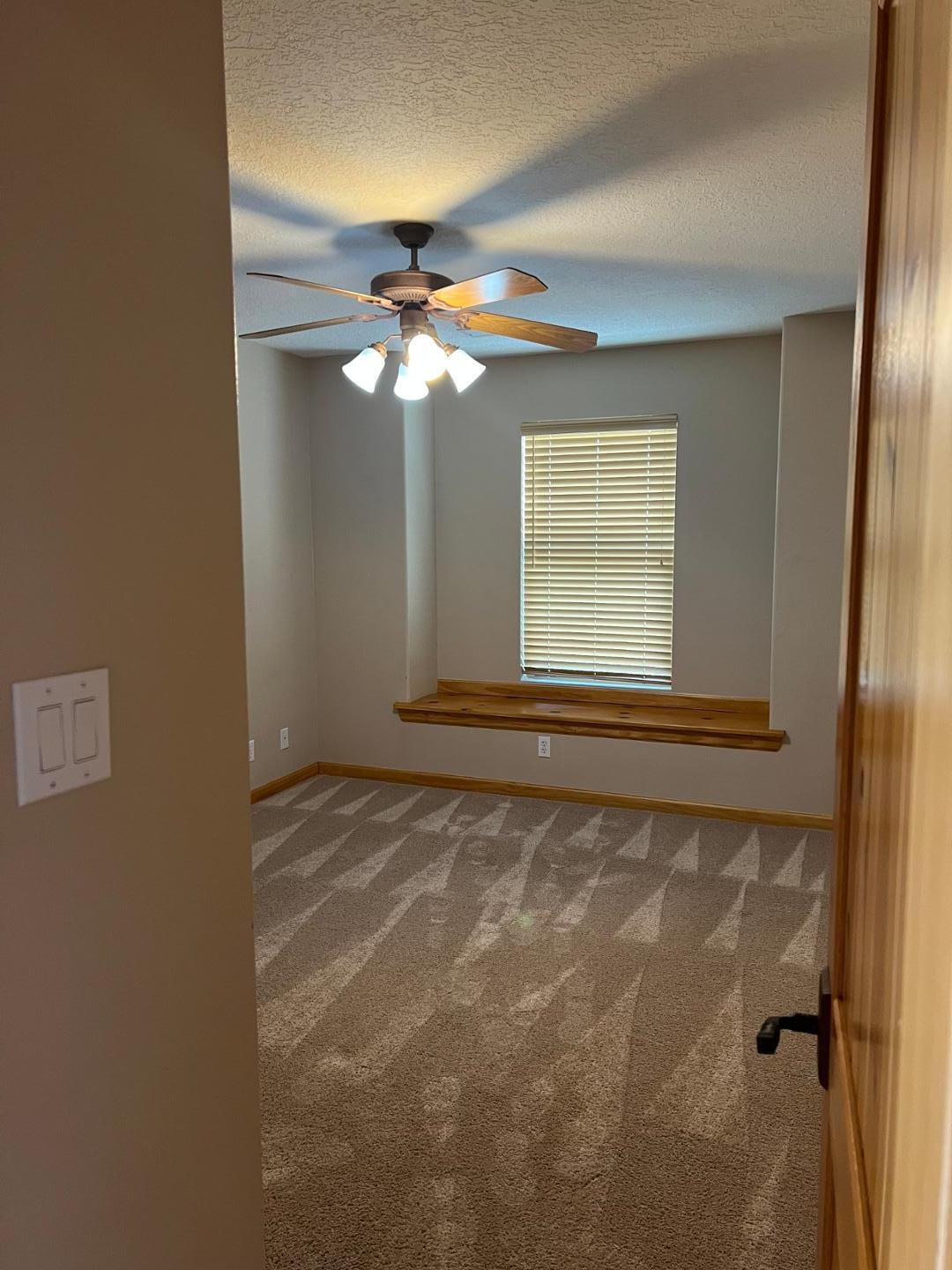 Photo 5 — 2453 Tyler Loop NE