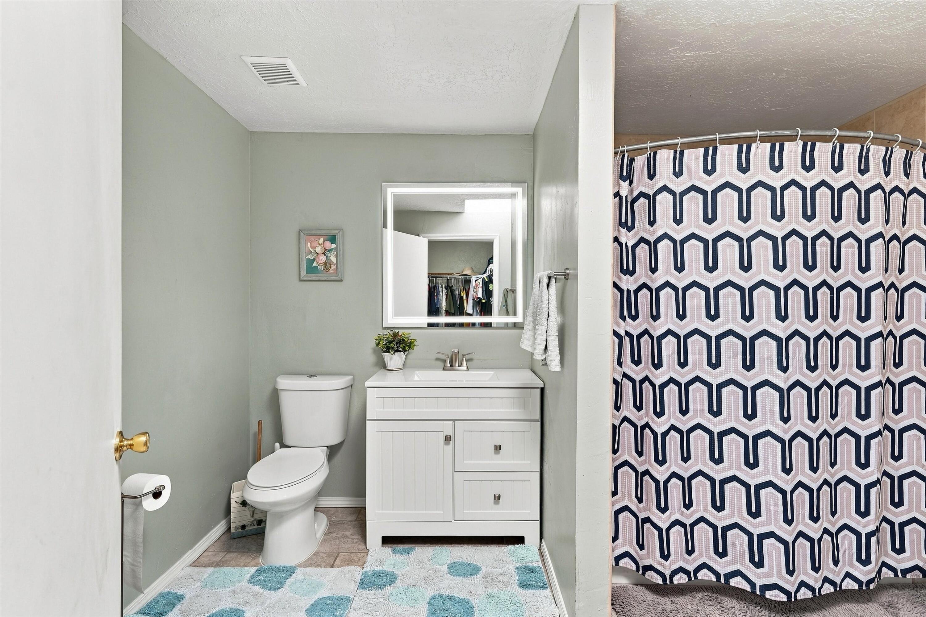 Photo 11 — 308 62nd Street NW