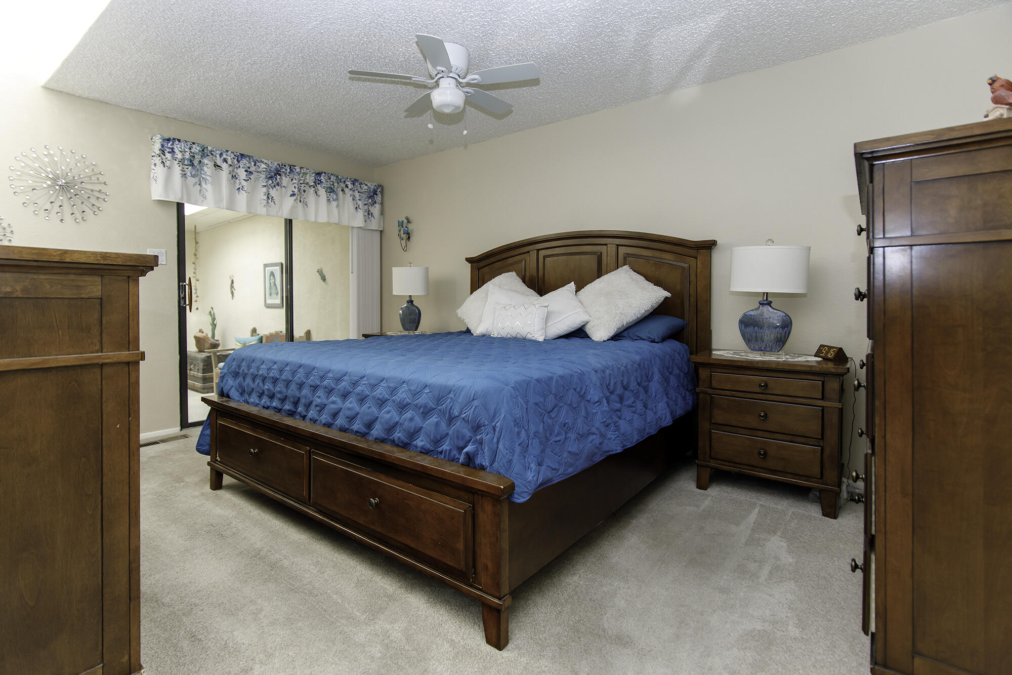 Photo 8 — 3300 Saint Andrews Drive SE