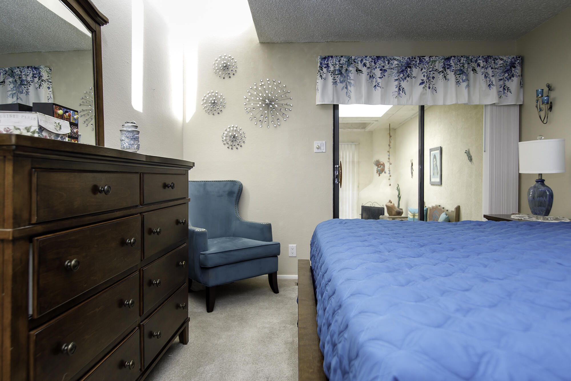 Photo 7 — 3300 Saint Andrews Drive SE