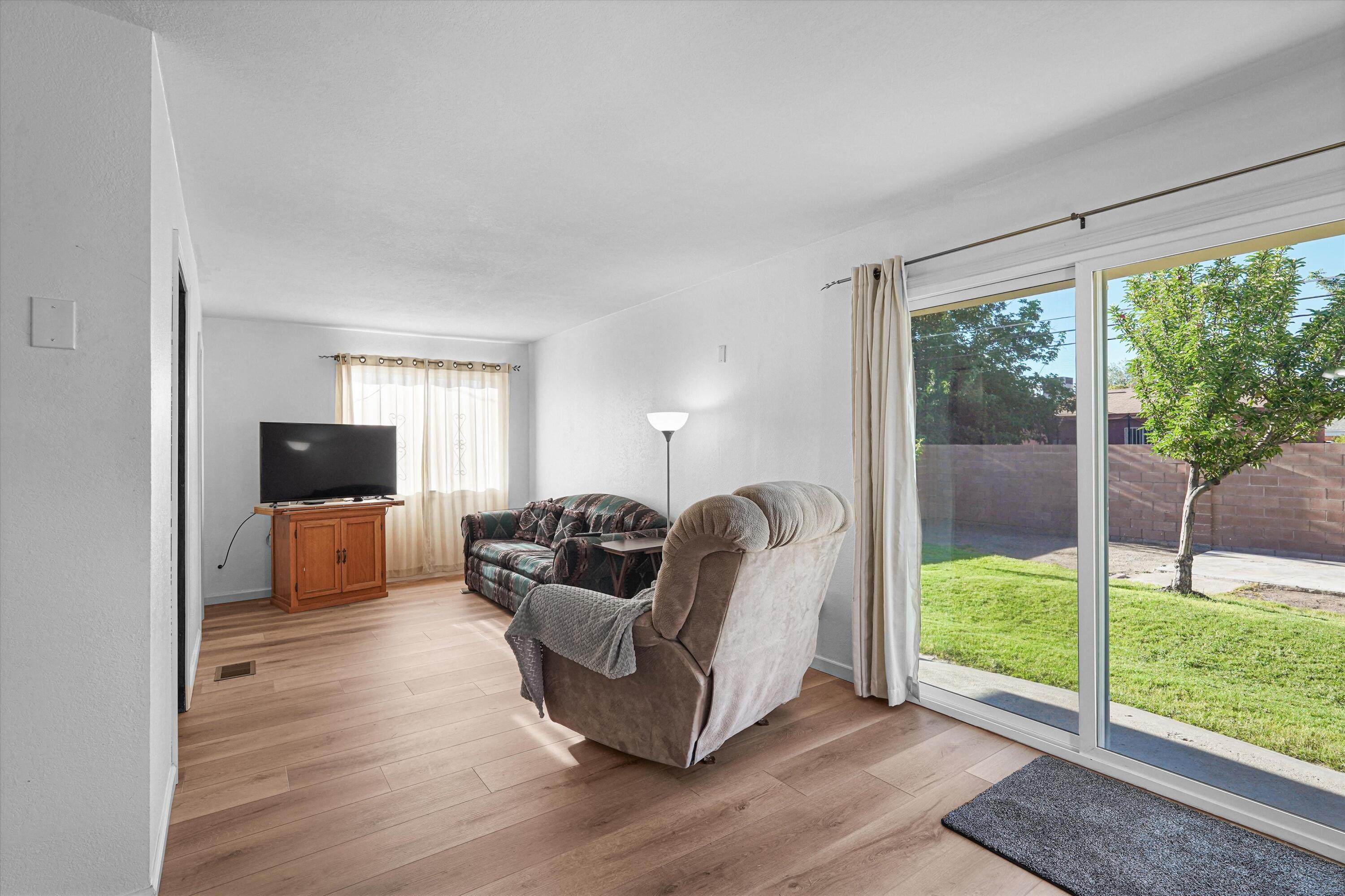 Photo 19 — 1612 Towner Avenue NW