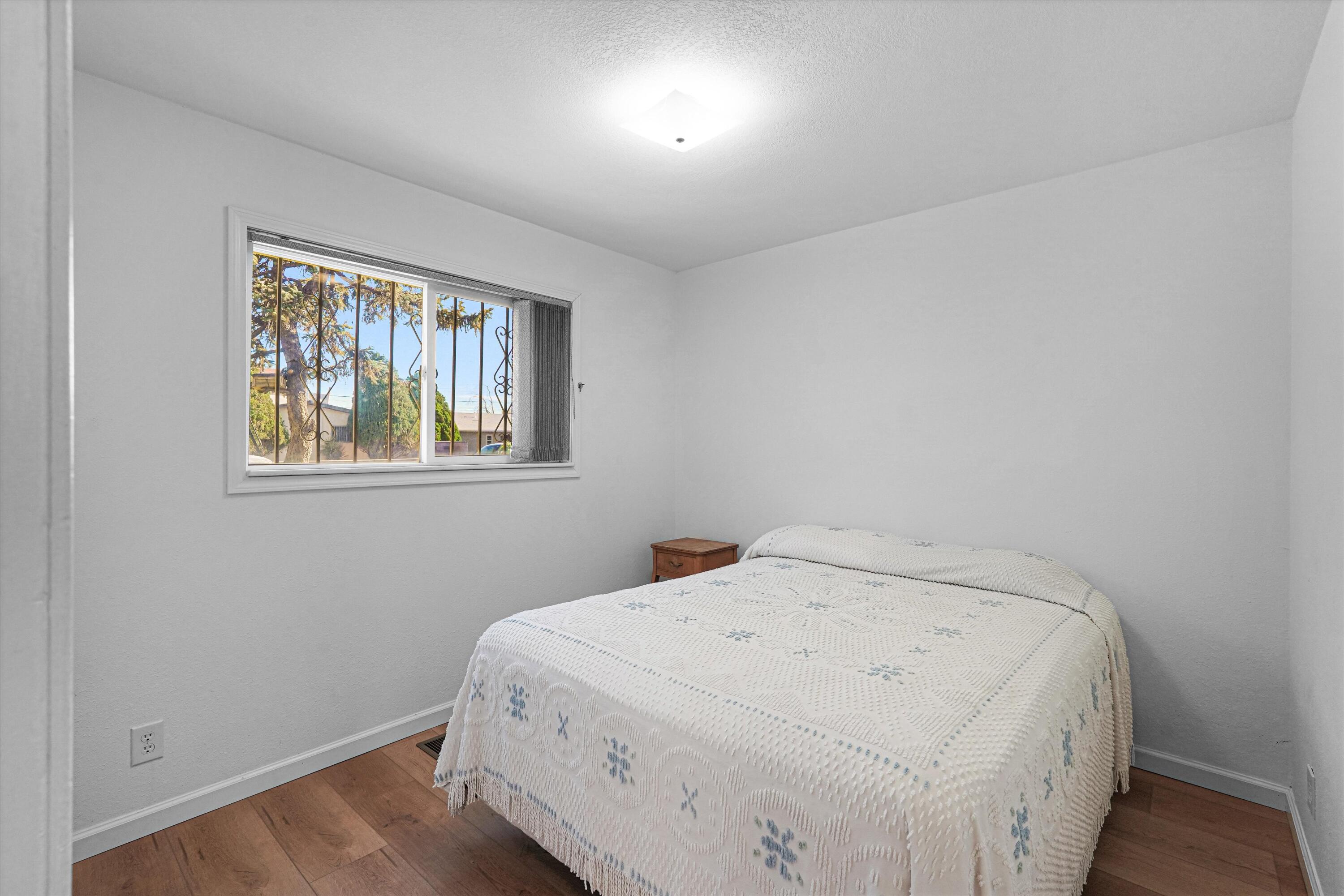 Photo 10 — 1612 Towner Avenue NW