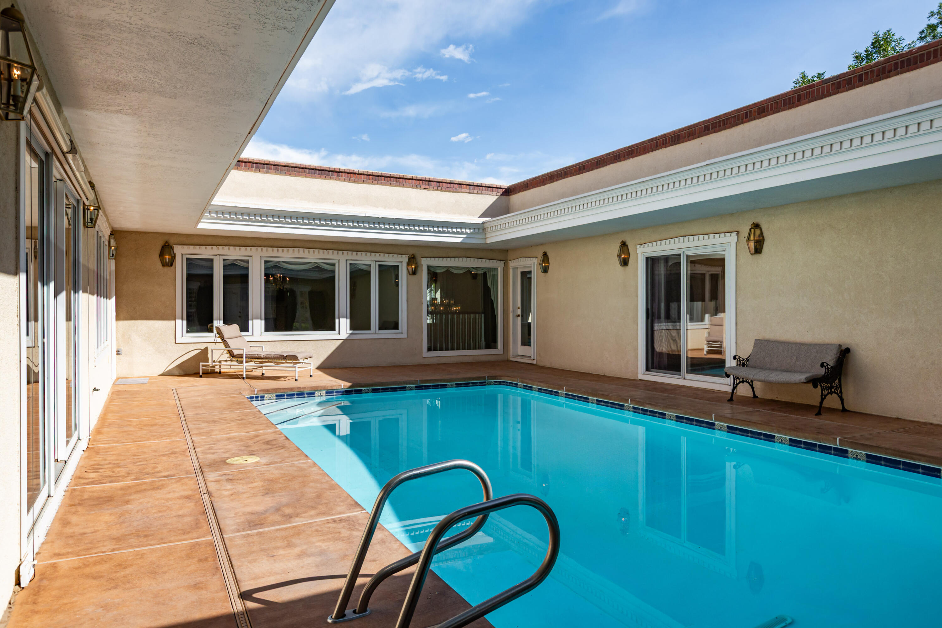 Photo 17 — 9500 Pebble Beach Drive NE
