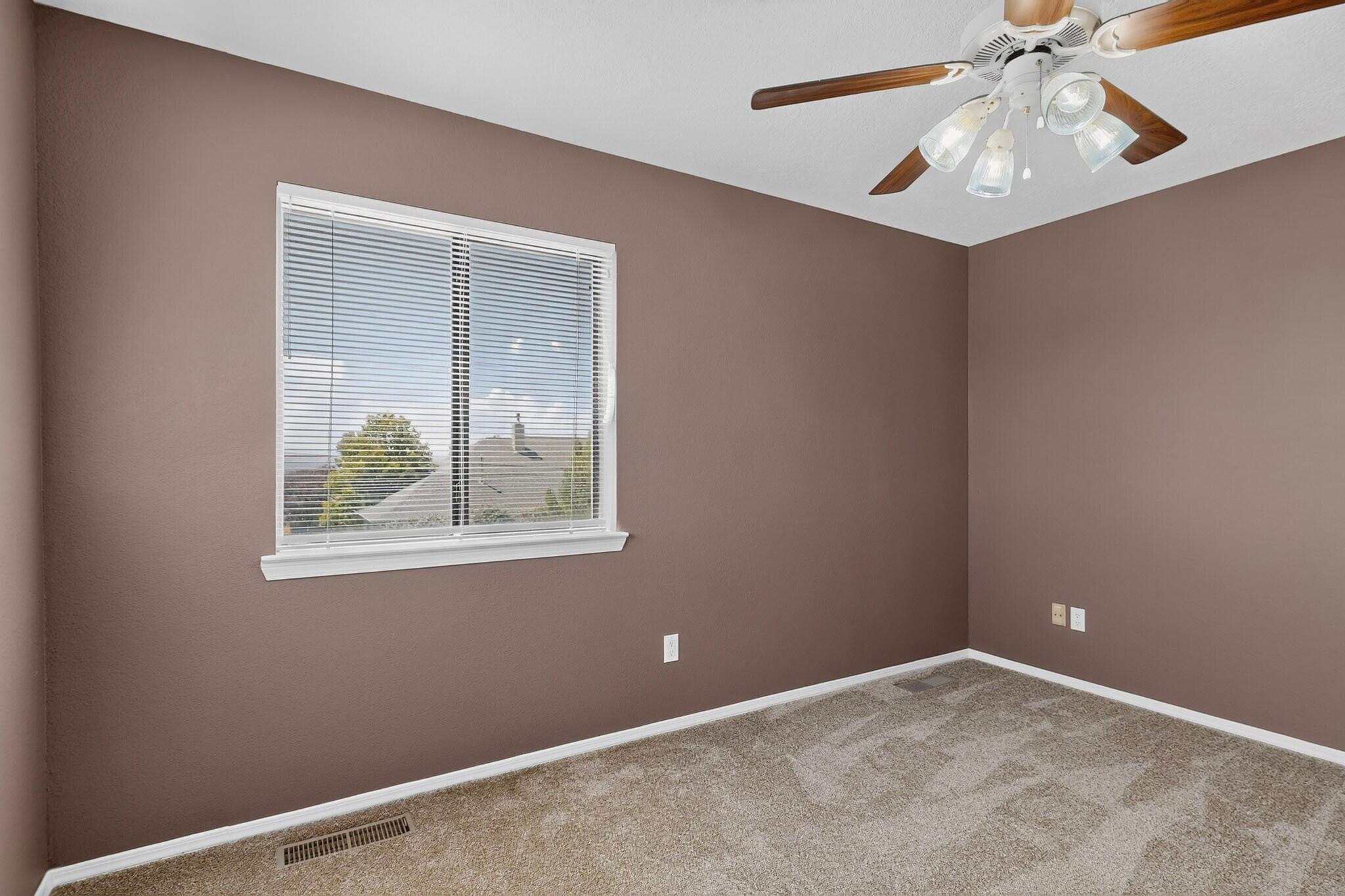 Photo 16 — 2159 Black Willow Drive NE