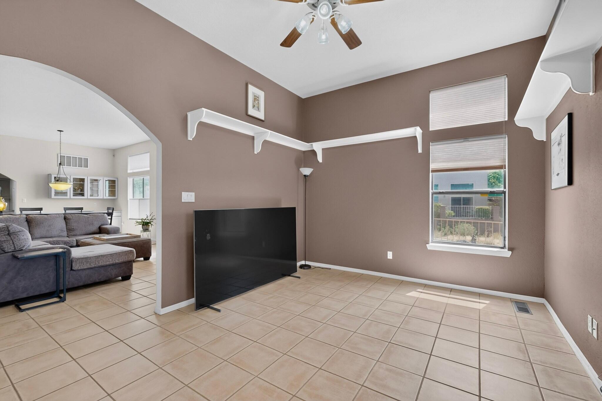 Photo 14 — 2159 Black Willow Drive NE