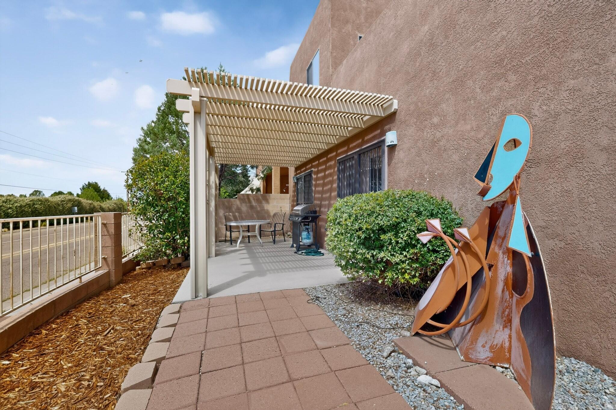 Photo 10 — 2159 Black Willow Drive NE
