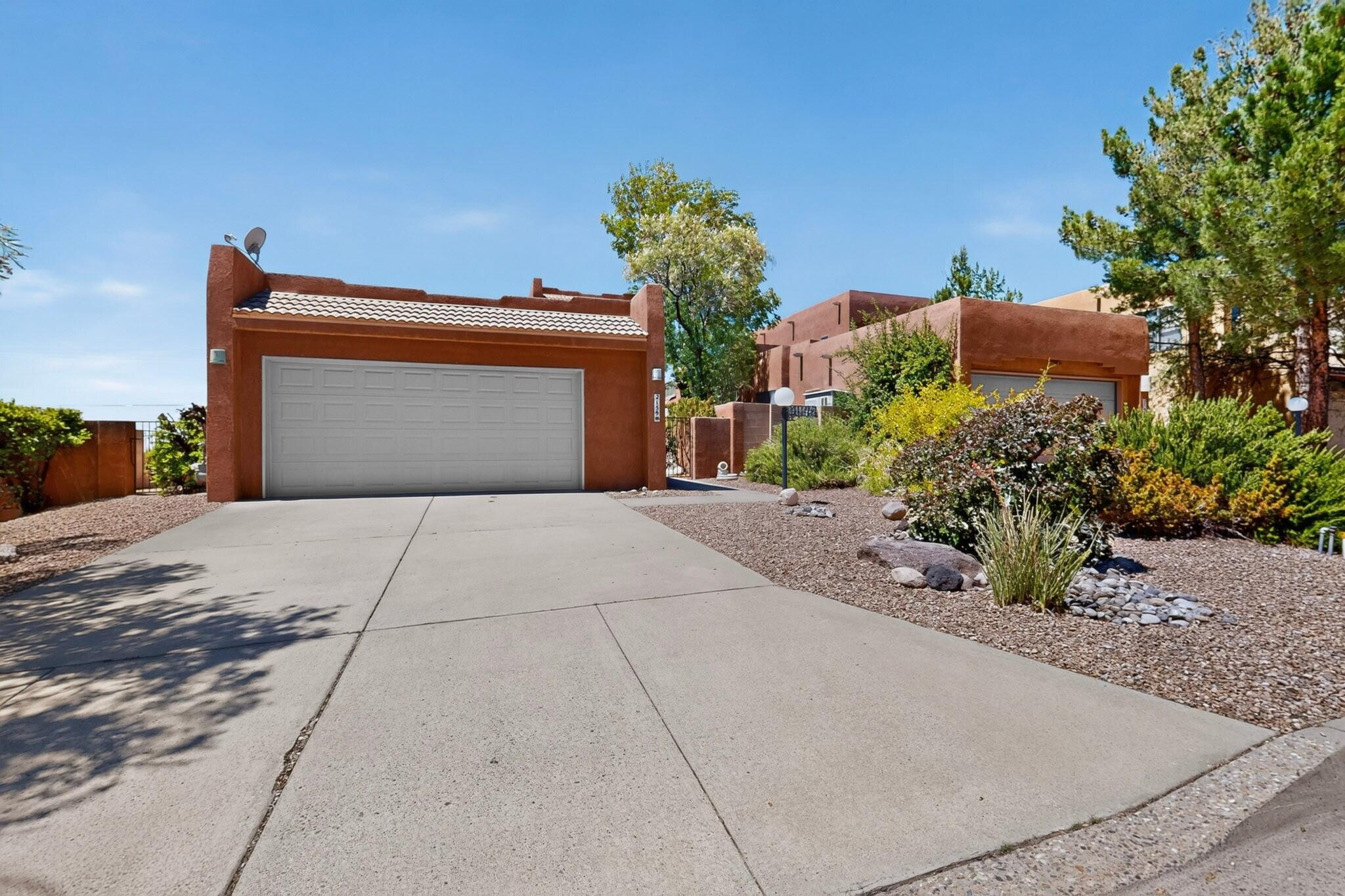 Photo 7 — 2159 Black Willow Drive NE