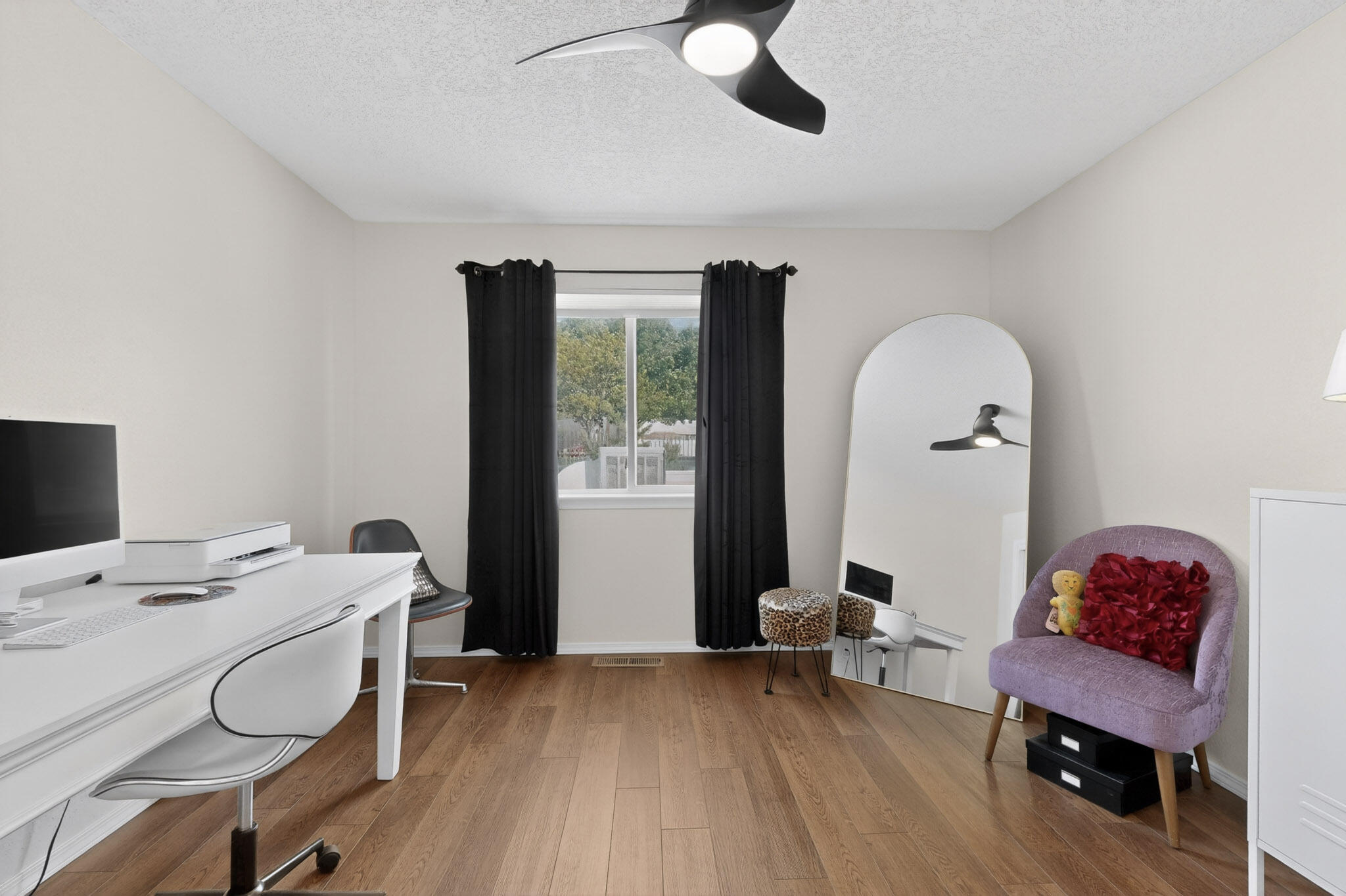 Photo 12 — 4701 Morris Street NE APT 402