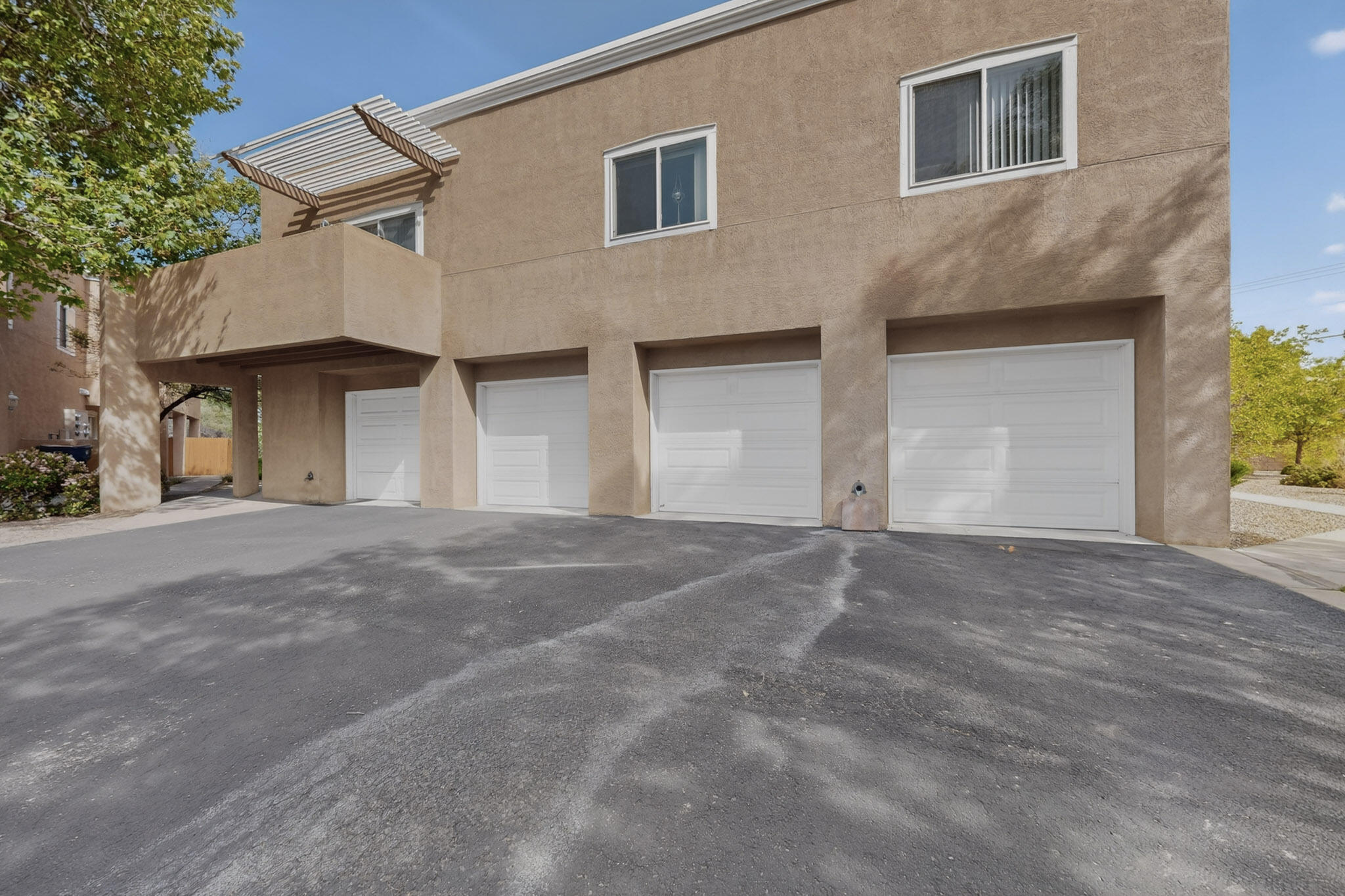 Photo 2 — 4701 Morris Street NE APT 402