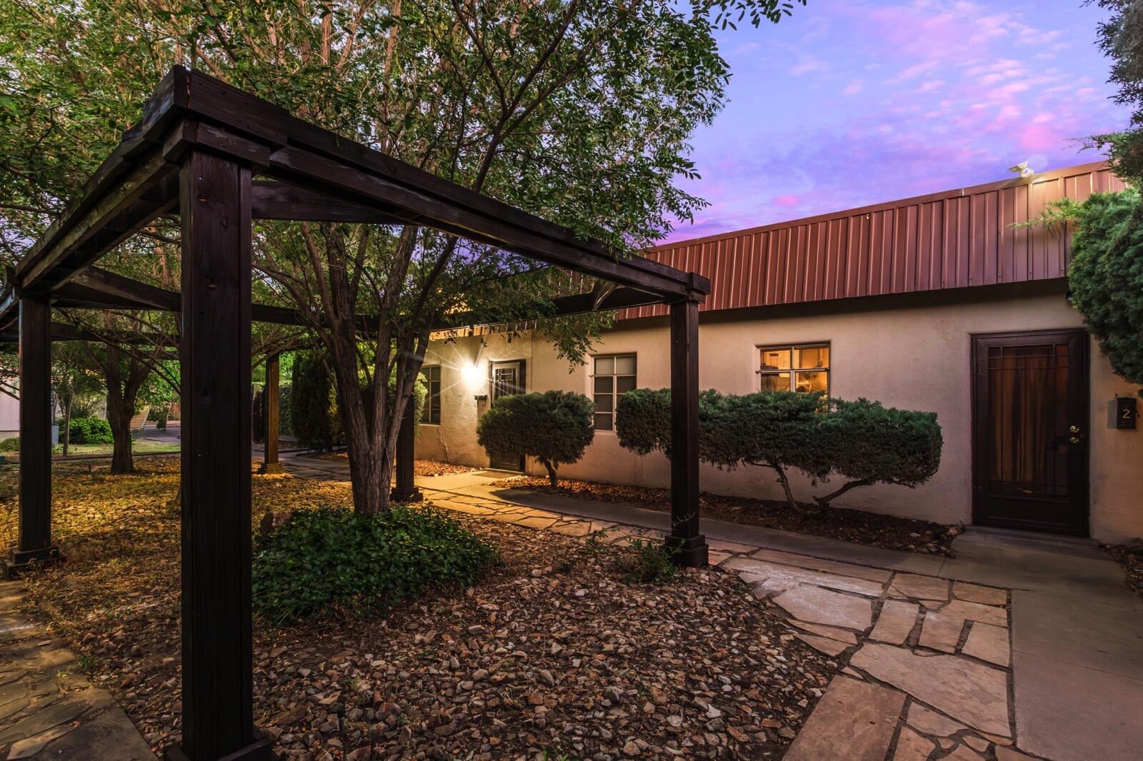 533 Valencia Drive SE, Albuquerque, NM 87108