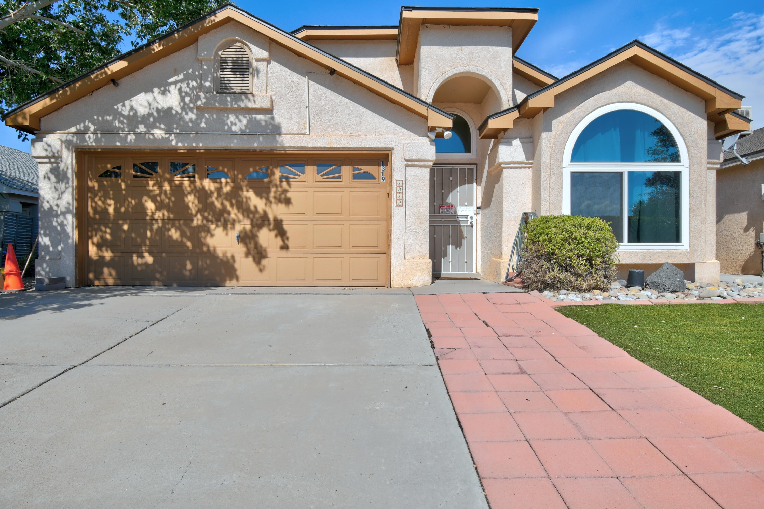 1319 Duskfire Drive NW, Albuquerque, NM 87120